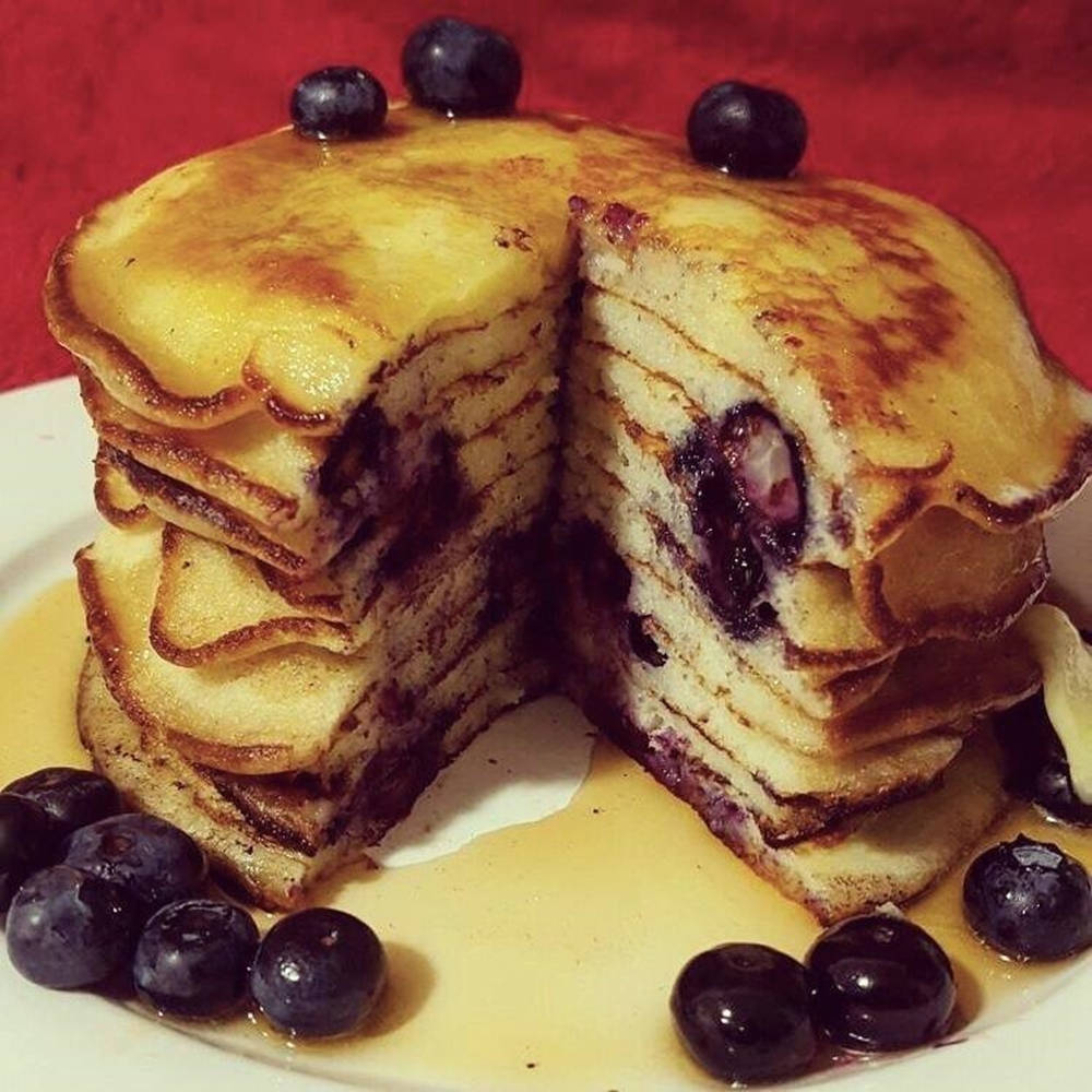 blueberry pancakes, buttermilk sauce, syrup, SD Desktop Wallpaper