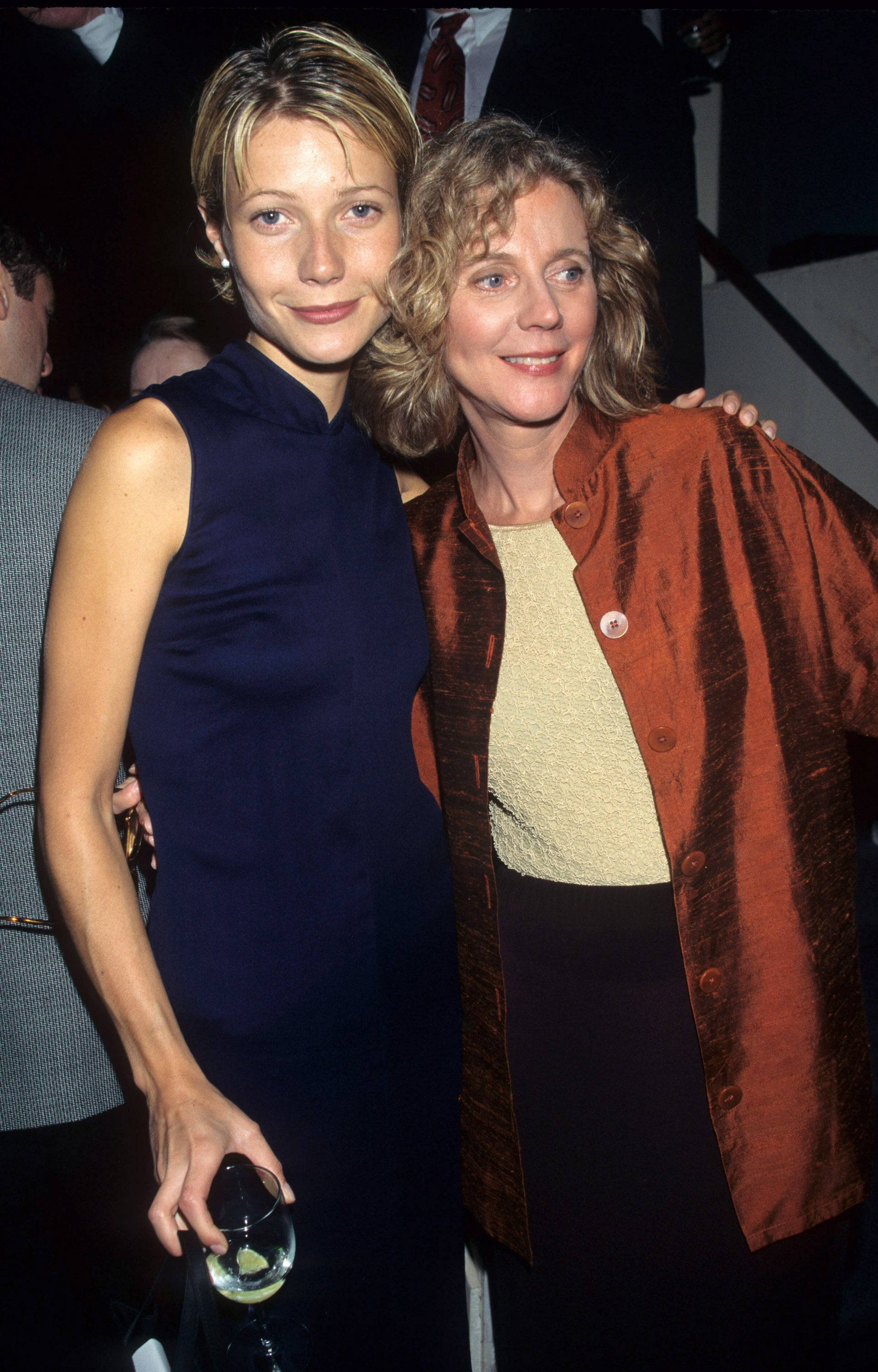 Blythe Danner, navy dress, rust jacket, 2K Phone Wallpaper