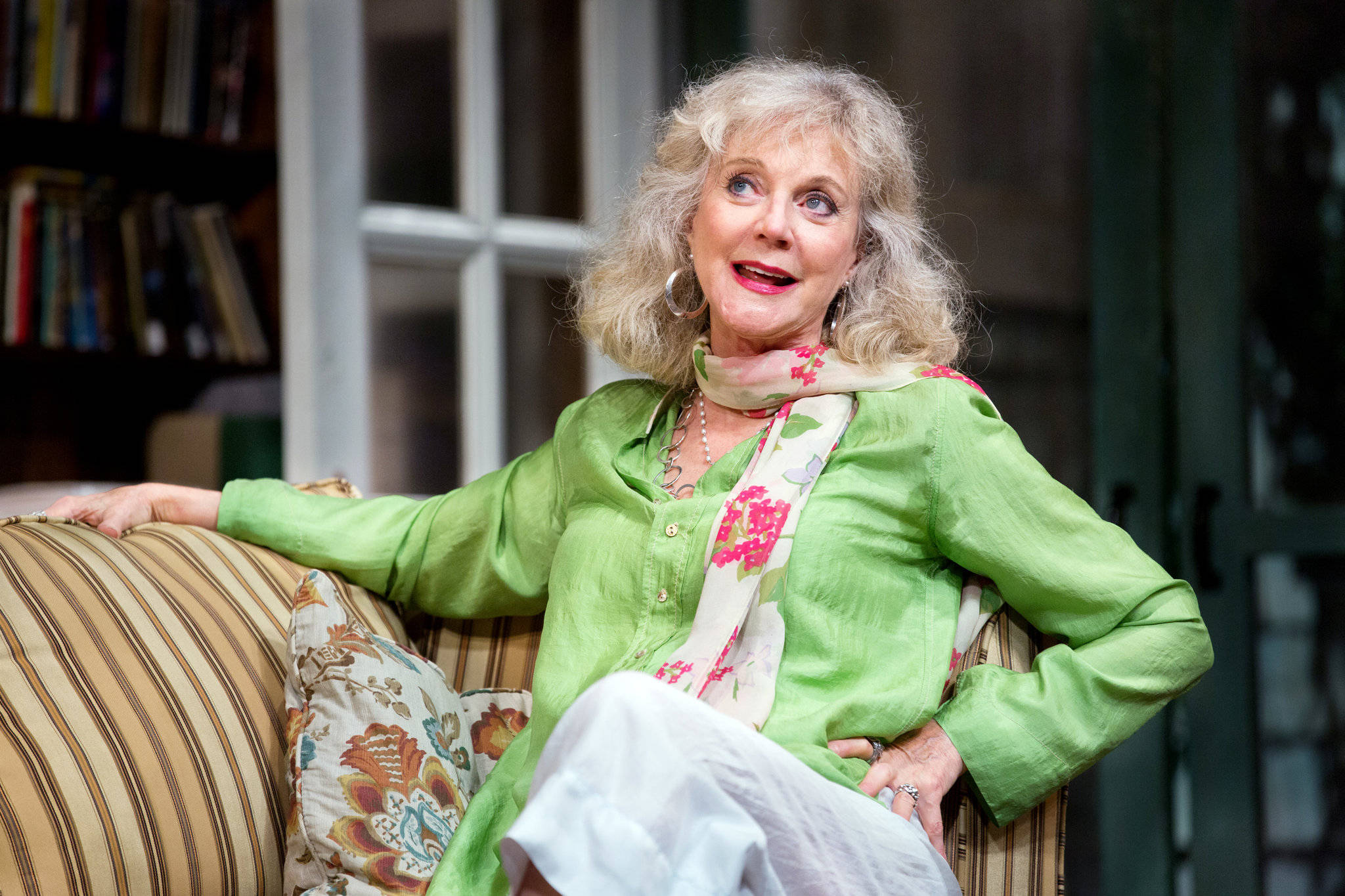 Blythe Danner, striped sofa, bright green blouse, Full HD Desktop Wallpaper