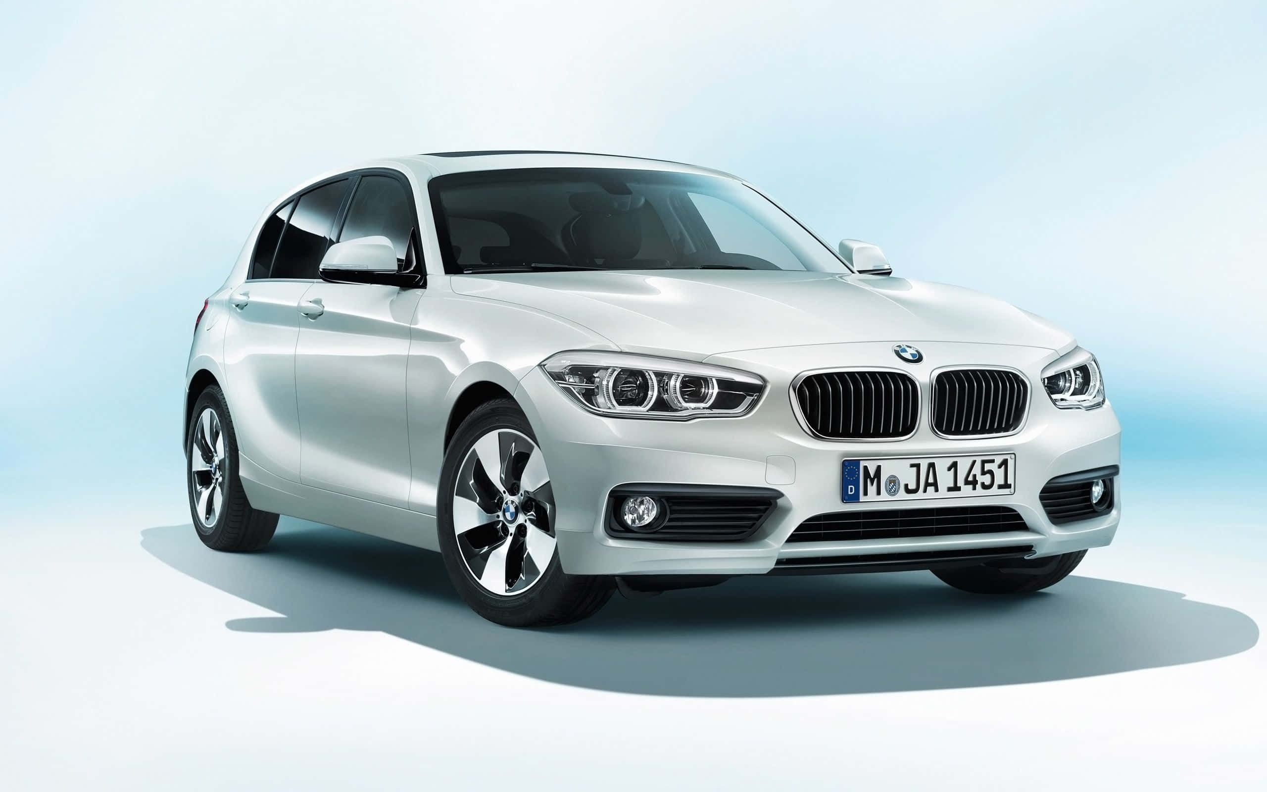 BMW 1 Series, silver, sleek, 2K Desktop Wallpaper