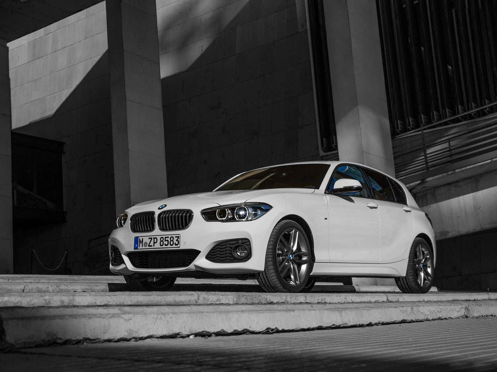 BMW 1 Series, white, hatchback, HD Desktop Wallpaper