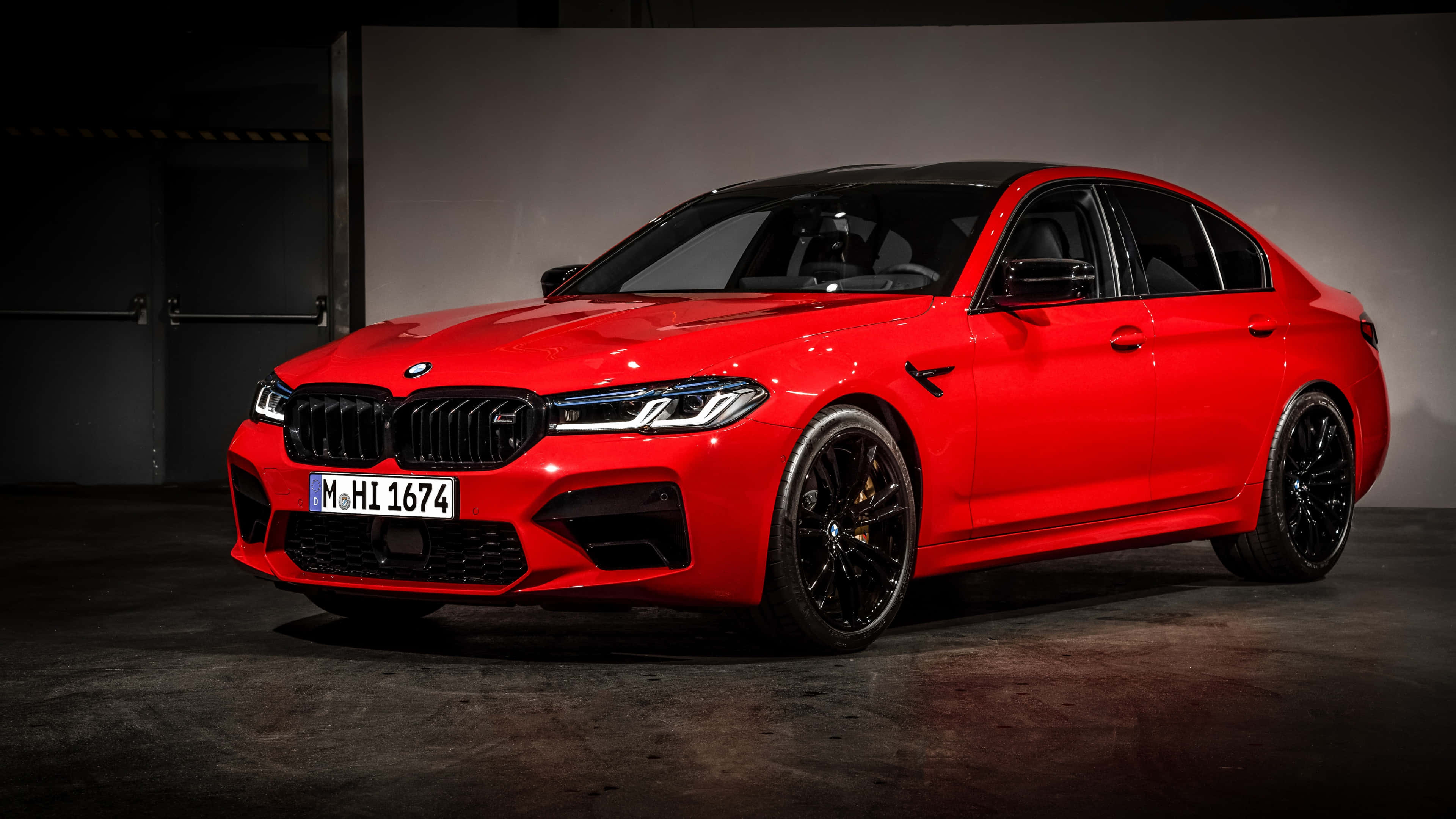 BMW M5, vibrant red, studio lights, 4K Desktop Wallpaper
