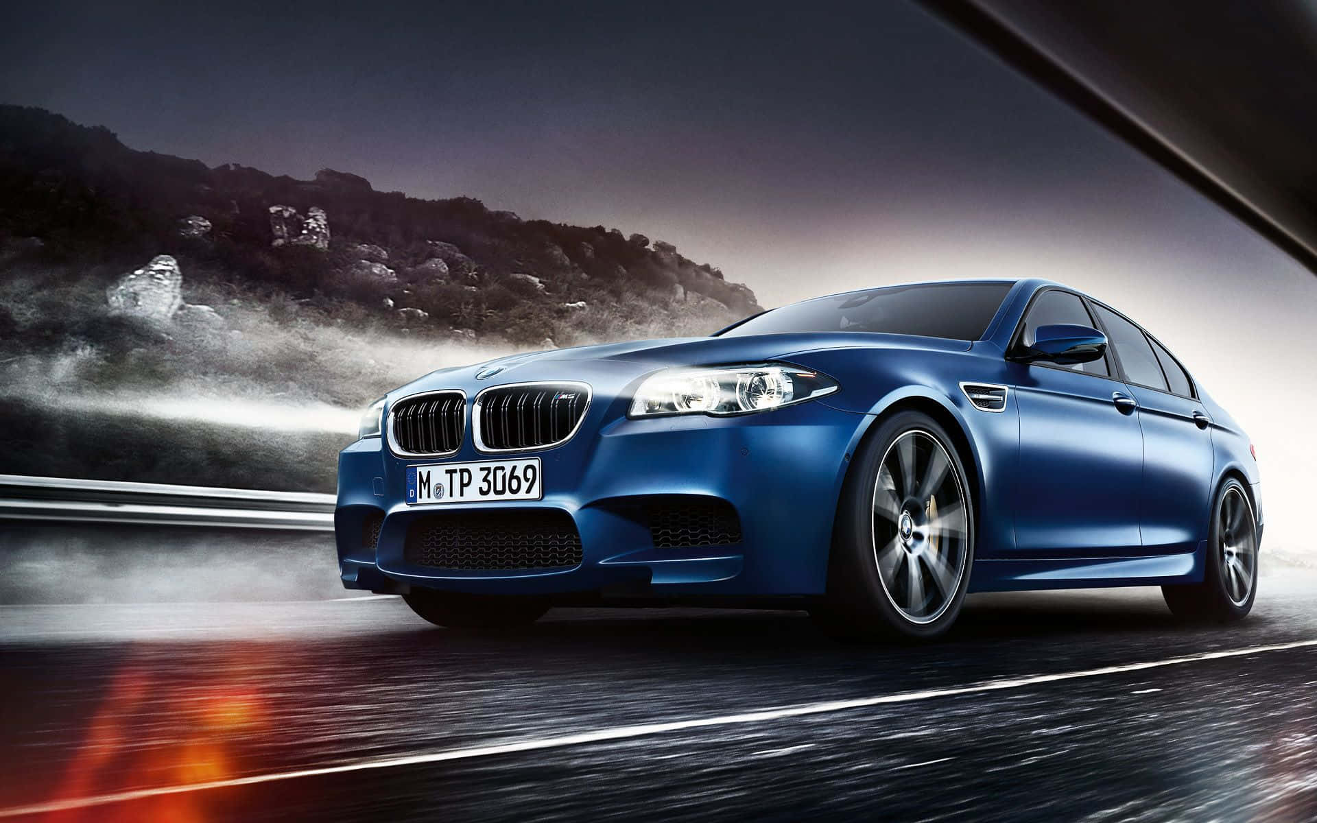 BMW M5, blue, wet road, Full HD Desktop Wallpaper