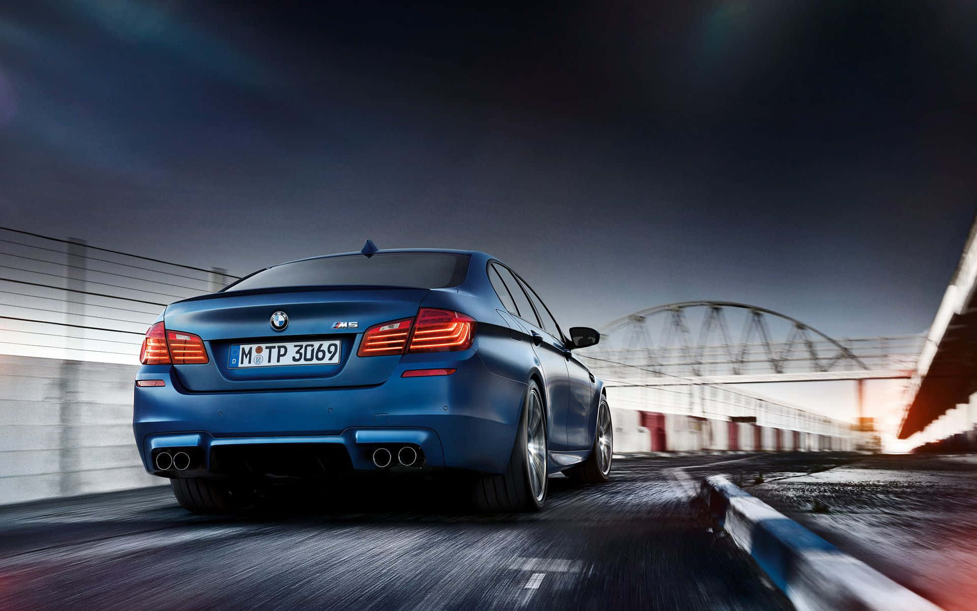 BMW M5, blue, racetrack, Full HD Desktop Wallpaper