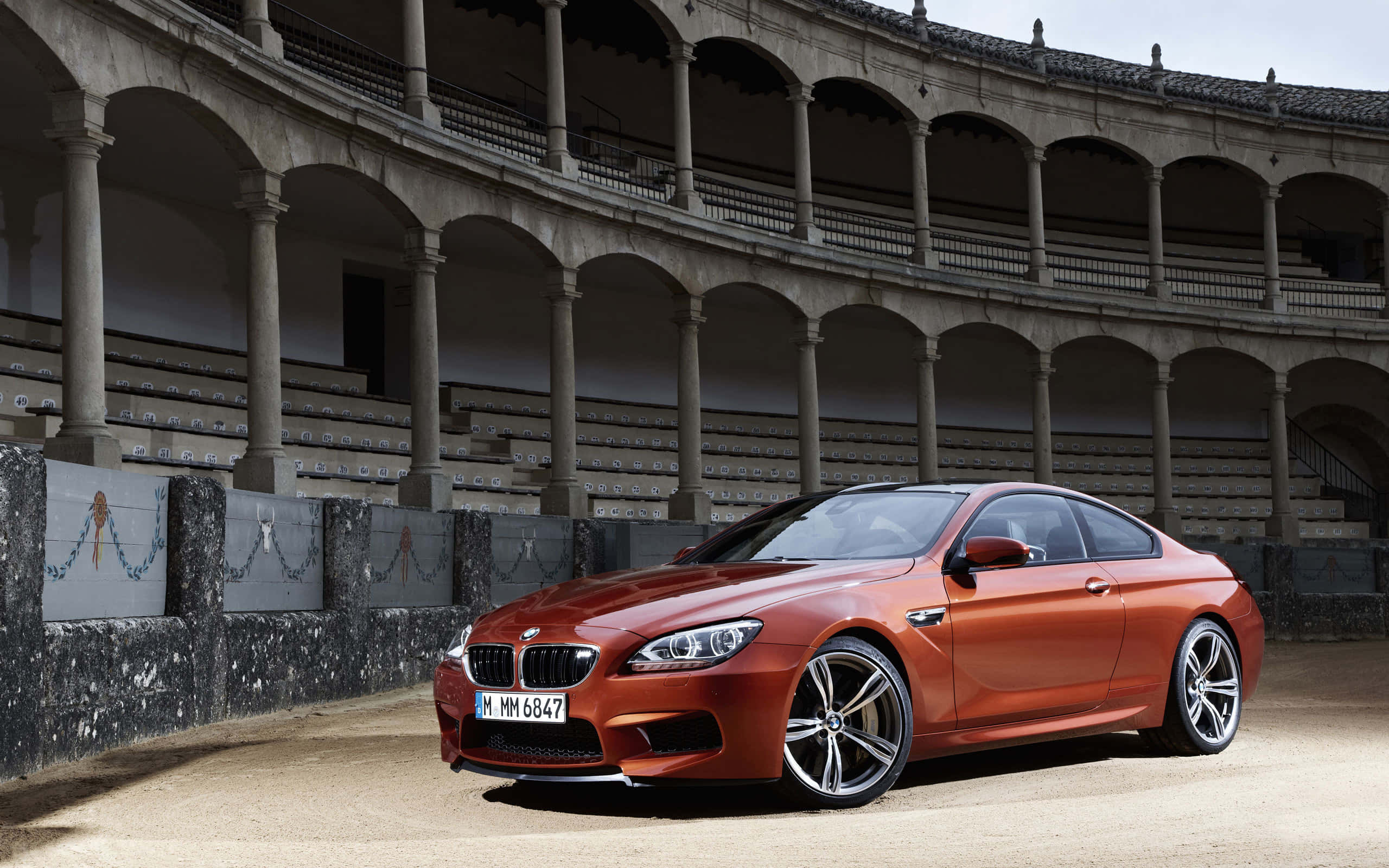 BMW M6, copper, historic bullring, 2K Desktop Wallpaper