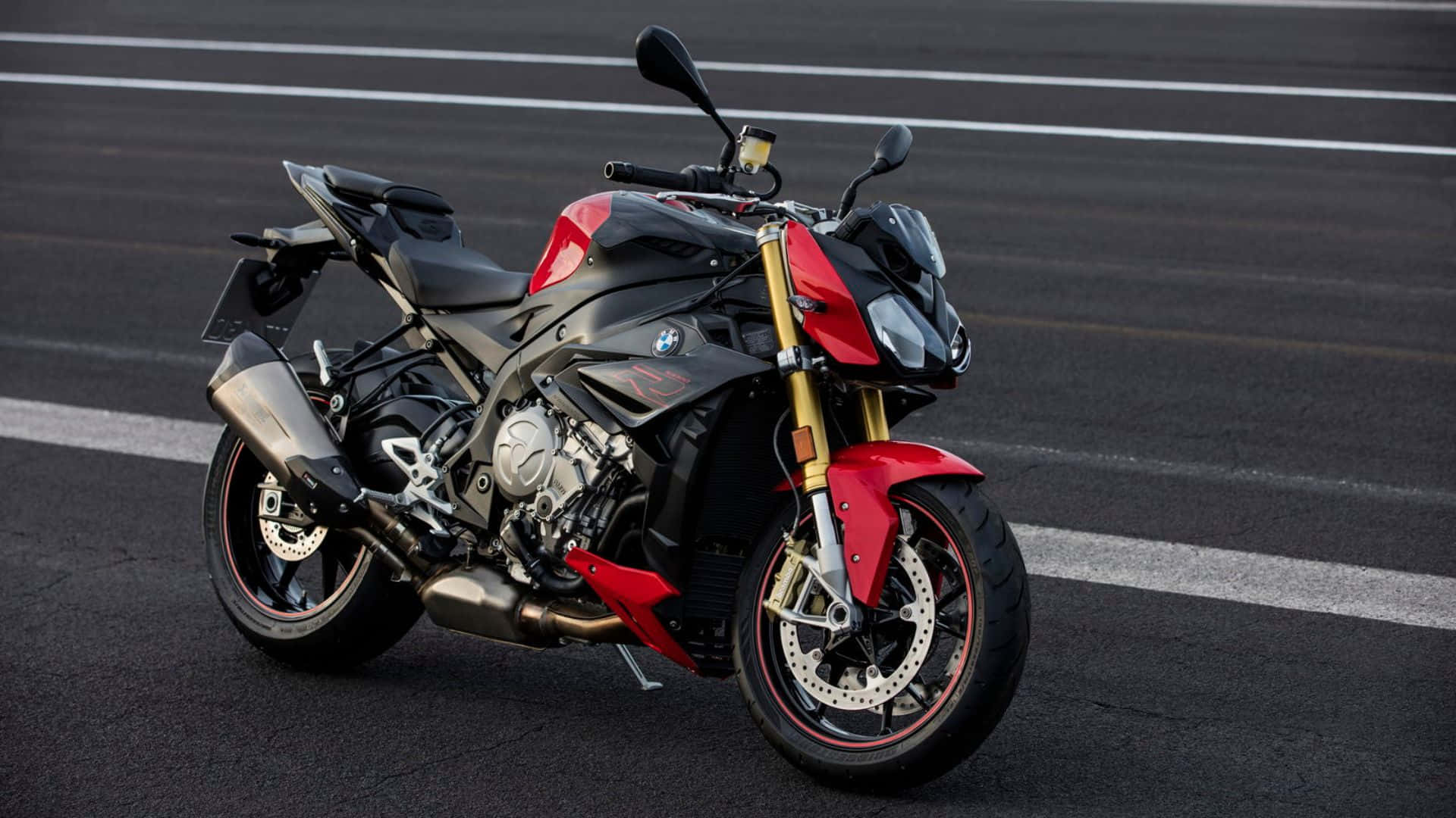 BMW S1000RR, red and black, gold forks, Full HD Desktop Wallpaper