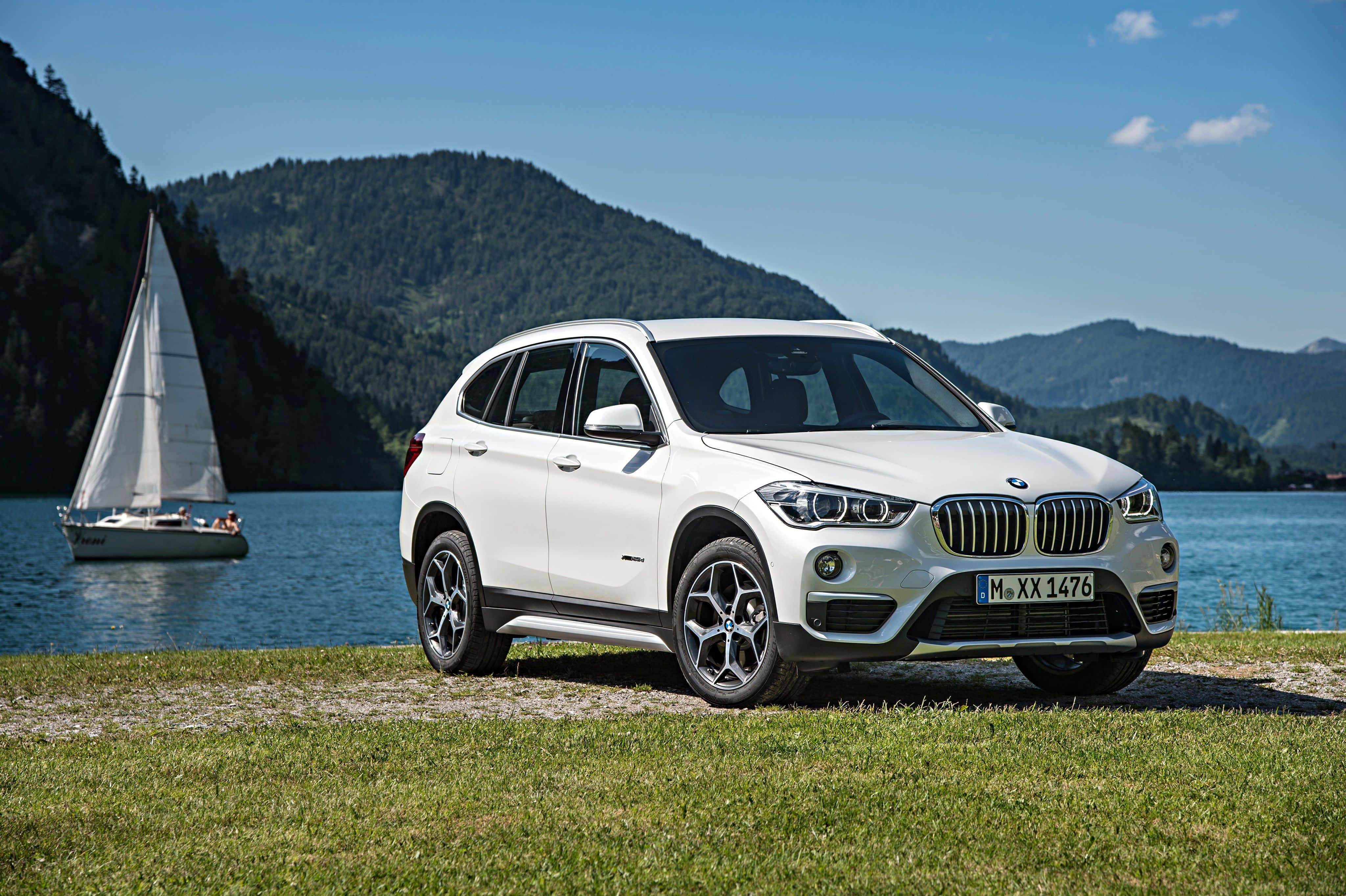 BMW X1, white, grass, 4K Desktop Wallpaper