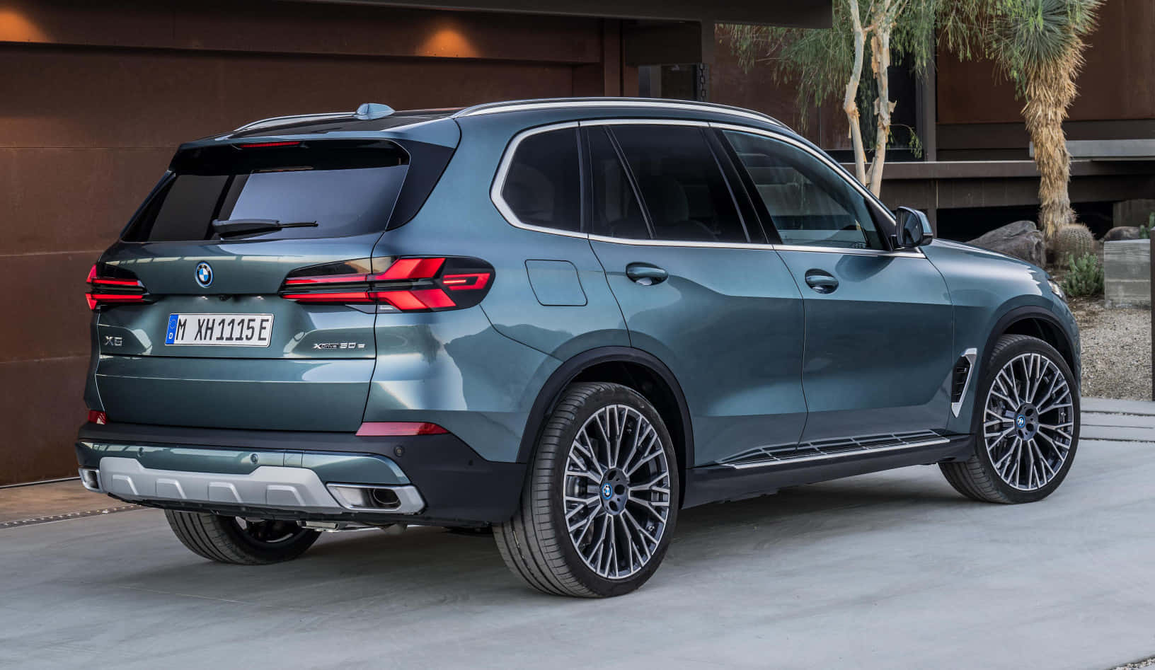 BMW X5, xDrive40e, metallic blue, HD Desktop Wallpaper