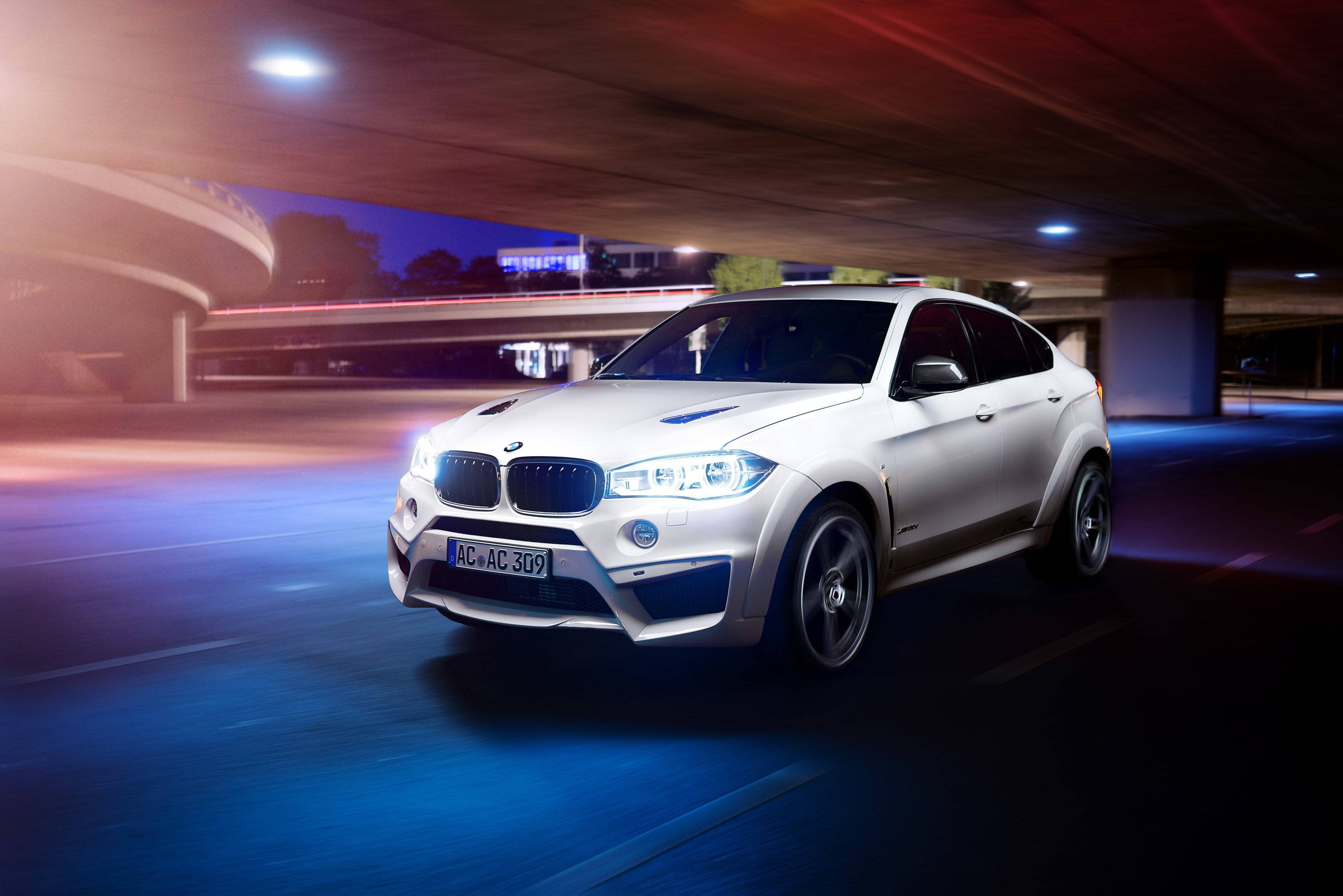 BMW X6 M, white, glowing urban overpass, 2K Desktop Wallpaper