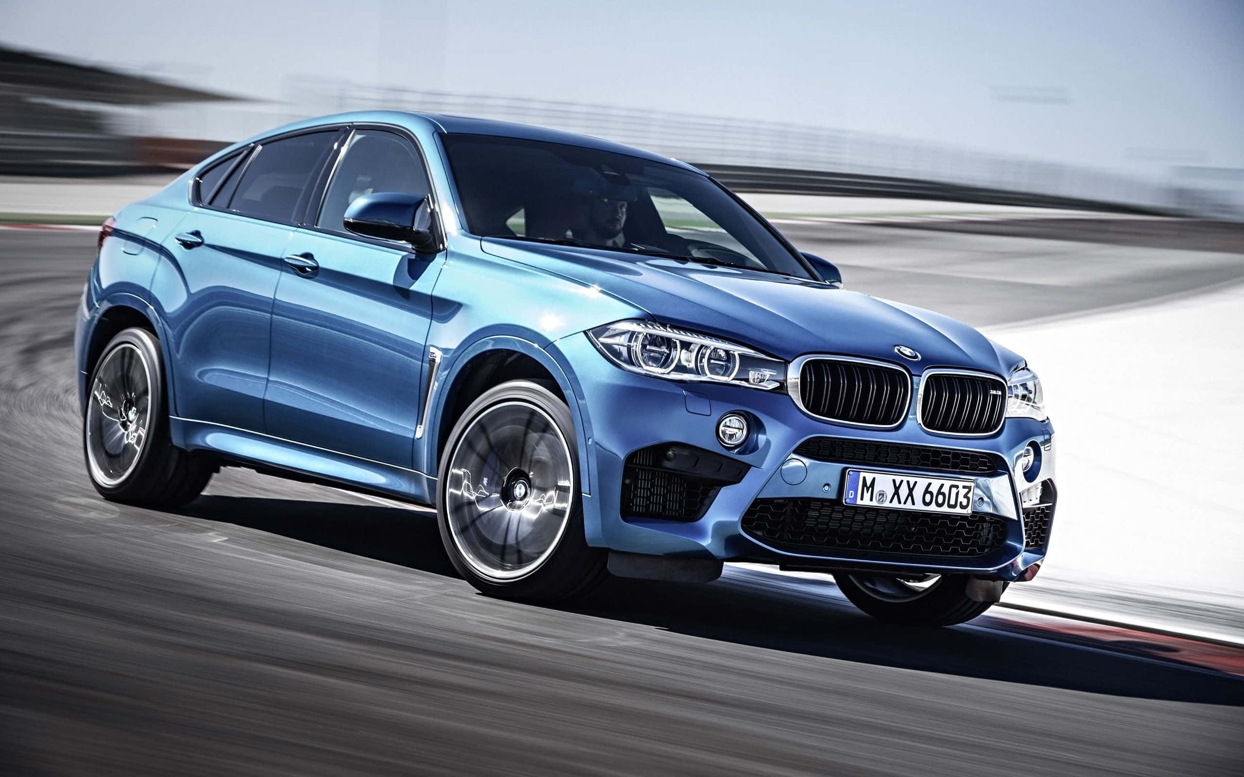 BMW X6 M, blue, racetrack, 2K Desktop Wallpaper