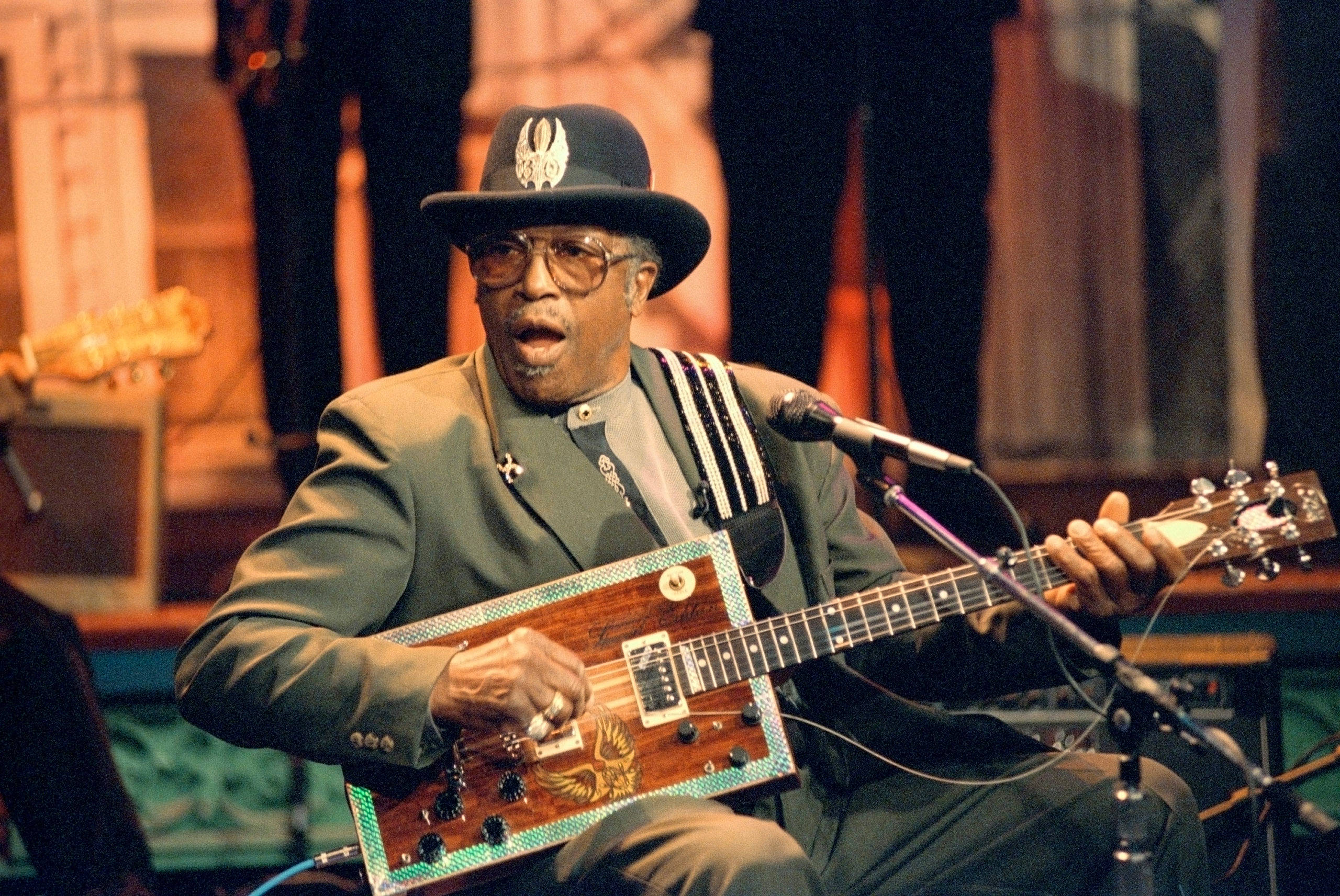 Bo Diddley, fedora, glasses, 2K Desktop Wallpaper