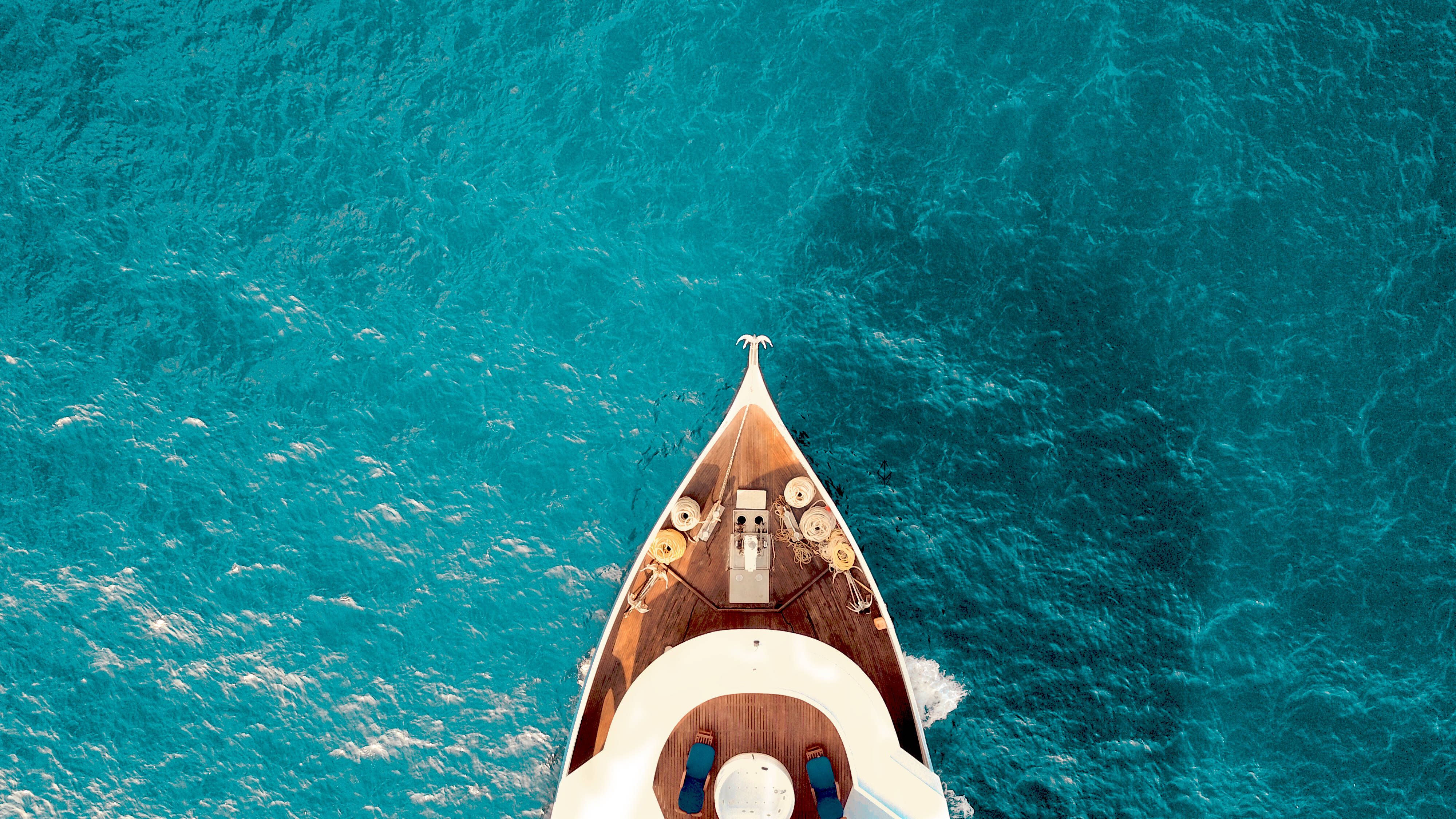mega boat, luxury yacht, bow, 4K Desktop Wallpaper