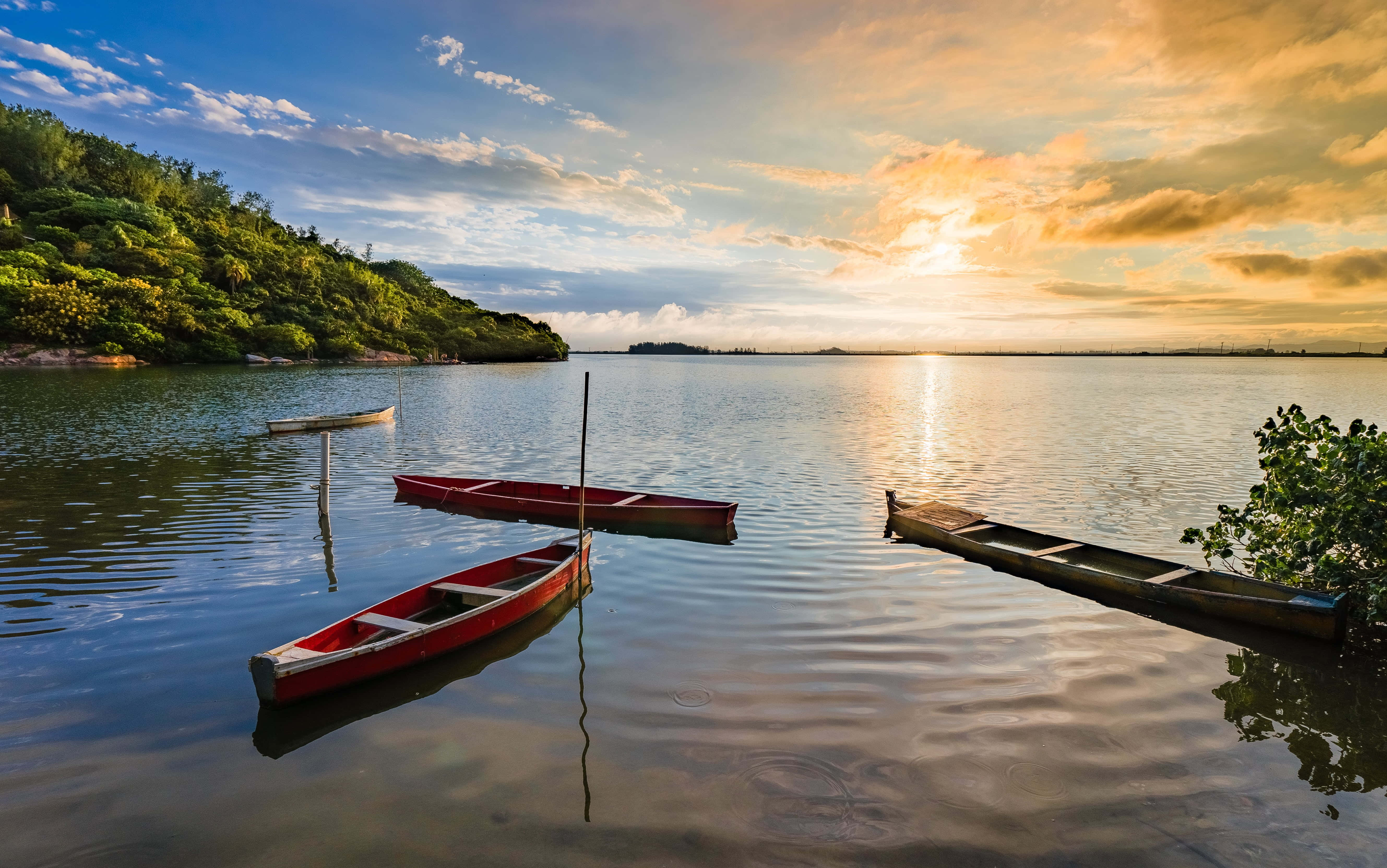 Sunset, calm water, red canoes, 5K Desktop Wallpaper