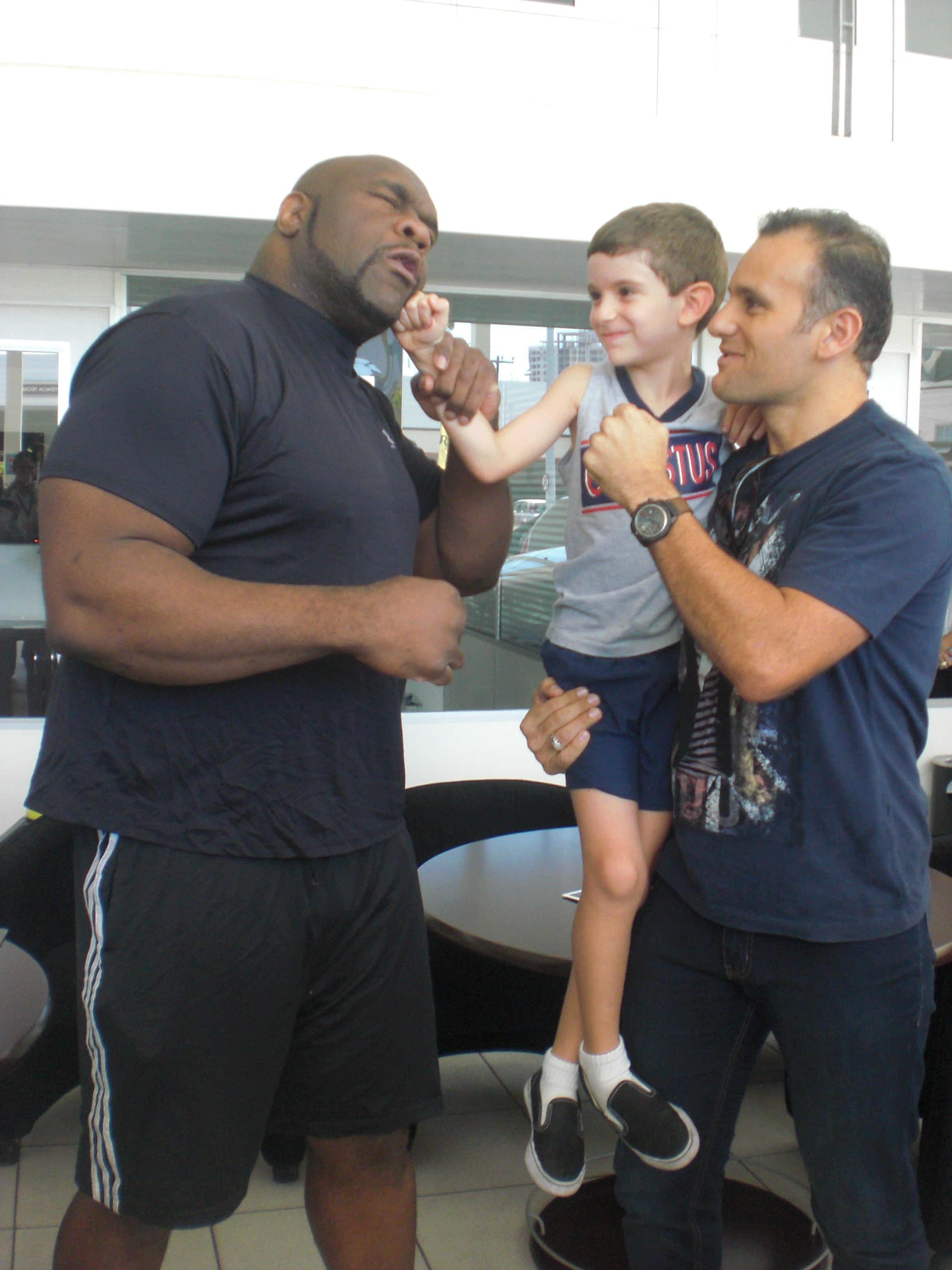Bob Sapp, child, modern indoor setting, 2K Phone Wallpaper