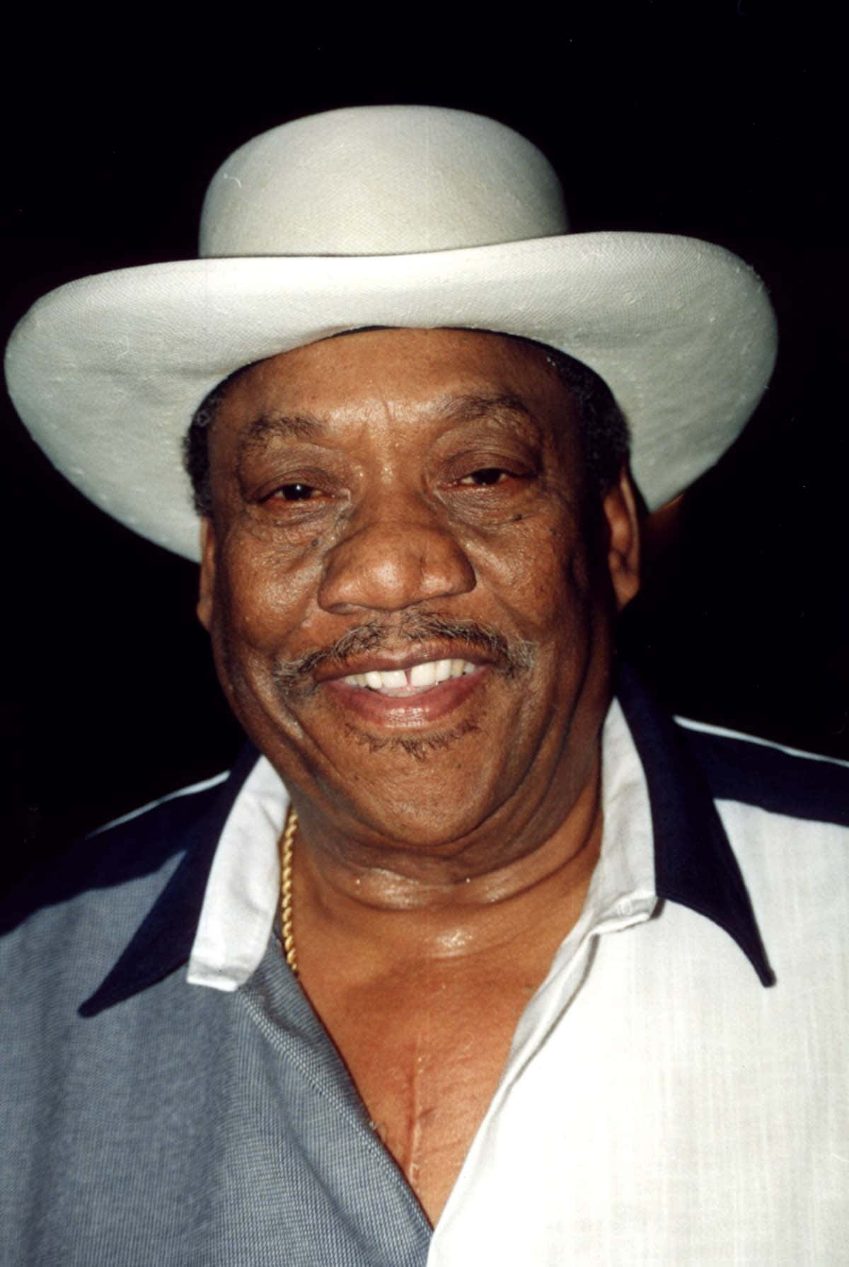 Bobby 'Blue' Bland, white hat, gold chain, HD Phone Wallpaper
