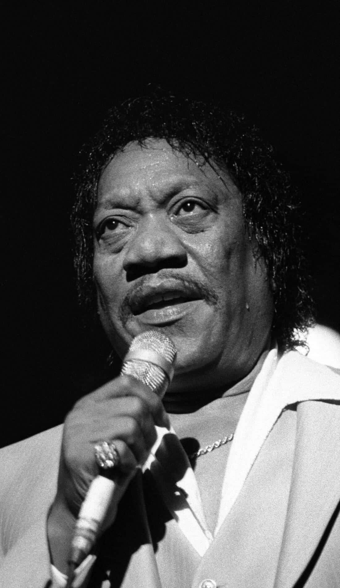 Bobby Blue Bland, electric blues, microphone, HD Phone Wallpaper