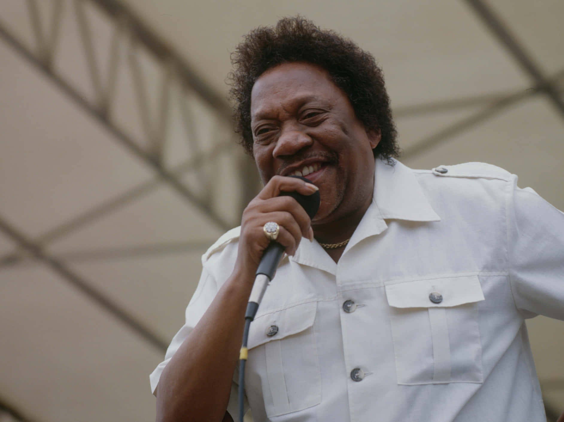 Bobby Blue Bland, tented stage, microphone, HD Desktop Wallpaper