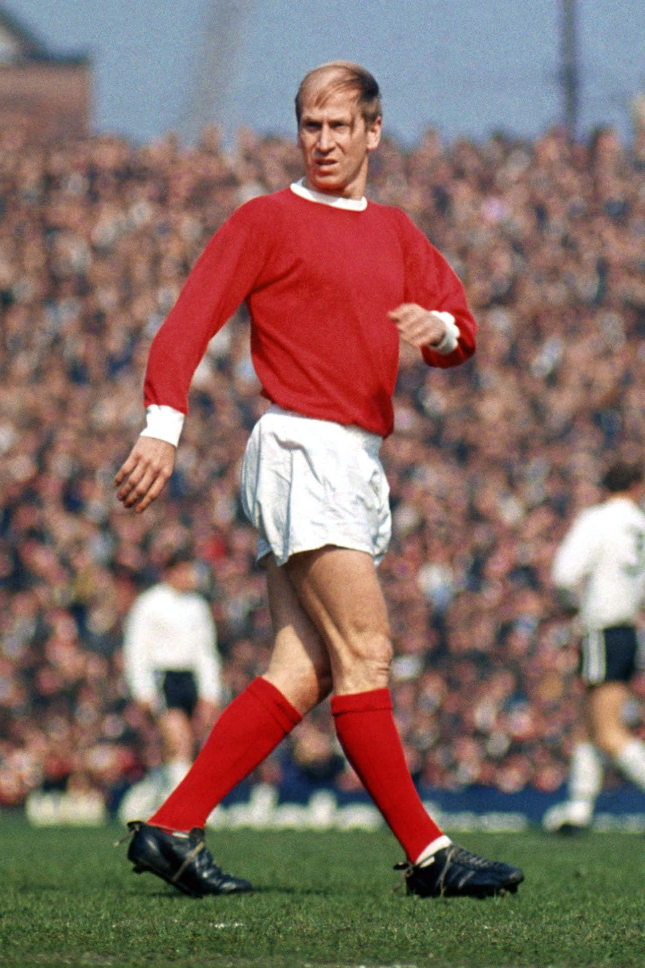 Bobby Charlton, 1968, red jersey, Full HD Phone Wallpaper