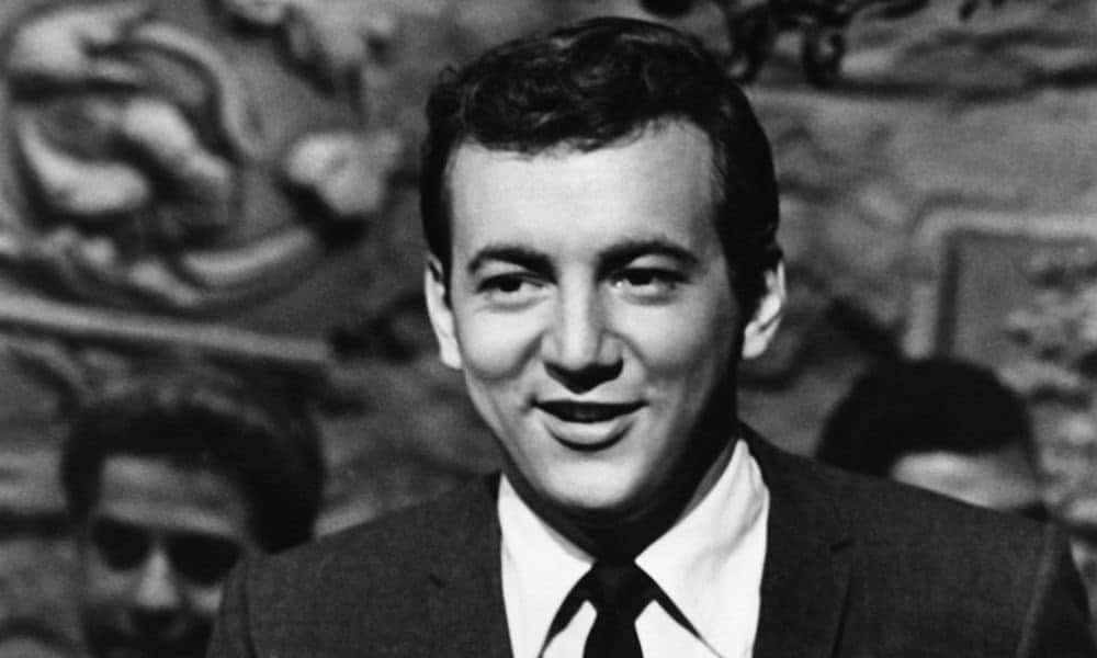 Bobby Darin, smiling portrait, black and white, SD Desktop Wallpaper