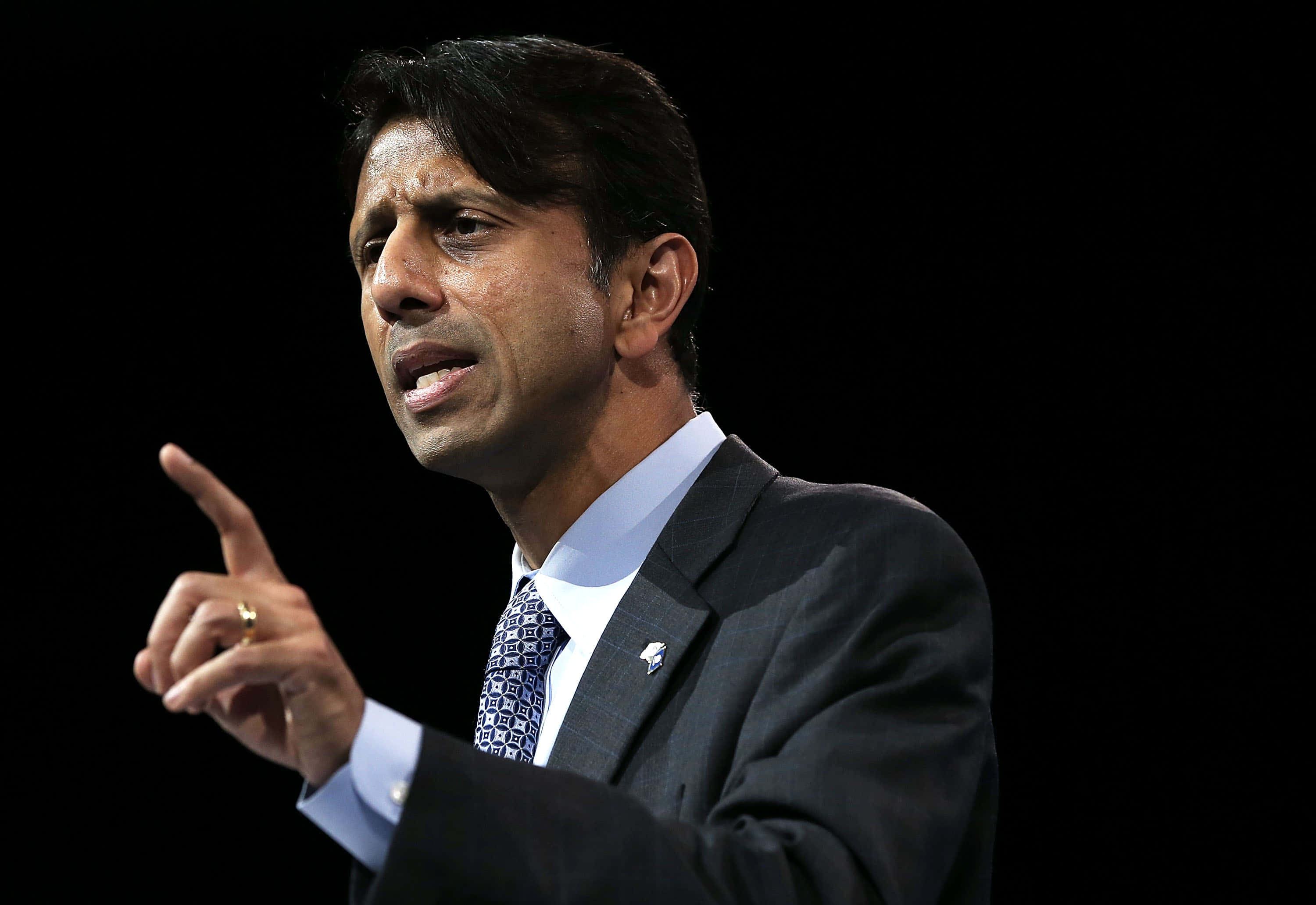 Bobby Jindal, dark suit, patterned tie, 2K Desktop Wallpaper