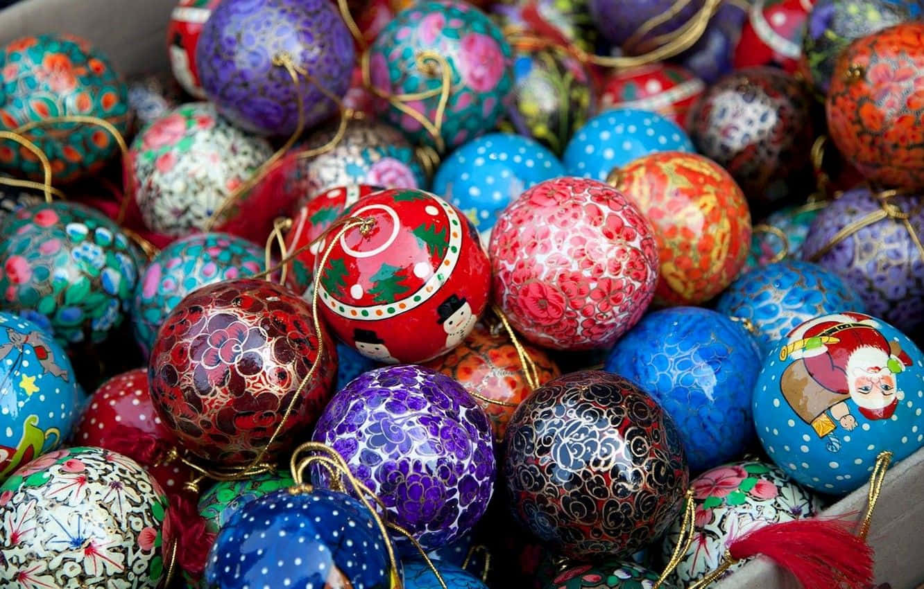 Christmas ornament, festive patterns, gold strings, HD Desktop Wallpaper