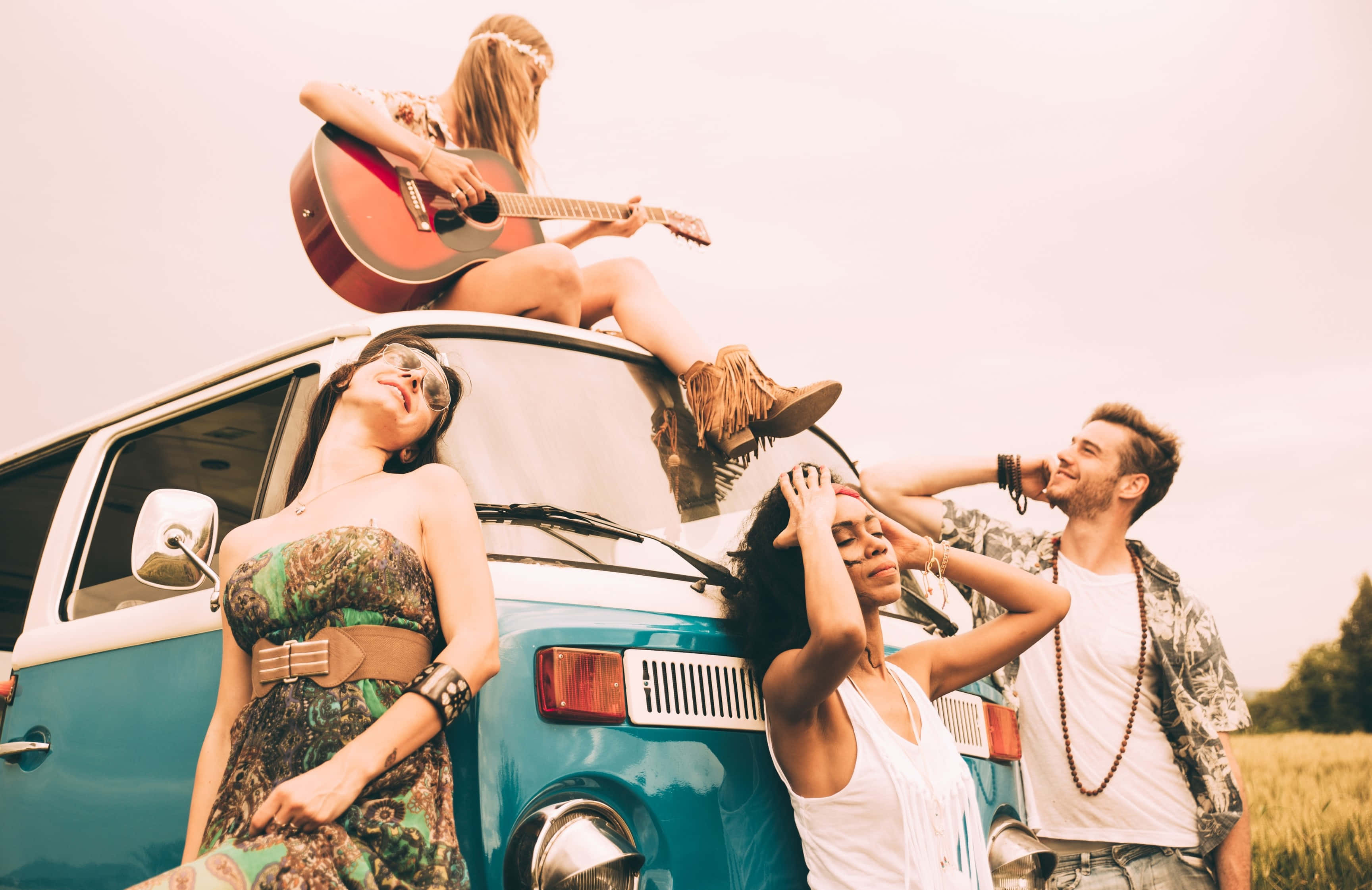 turquoise vintage van, guitar, retro attire, 2K Desktop Wallpaper