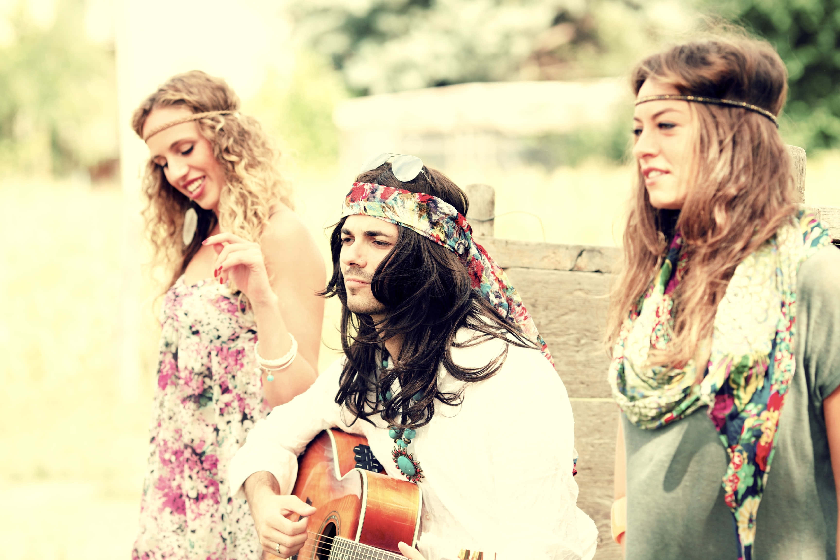 boho hippie, floral attire, guitarist, 2K Desktop Wallpaper