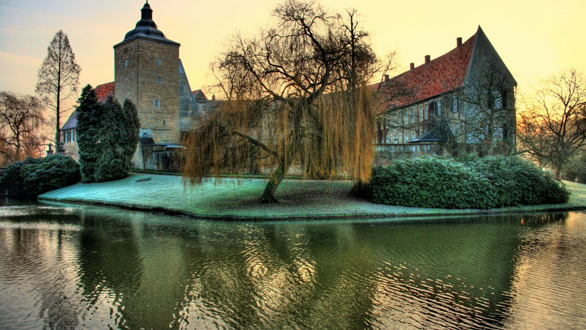 Bojnice Castle, red roof, weeping willow tree, Full HD Desktop Wallpaper
