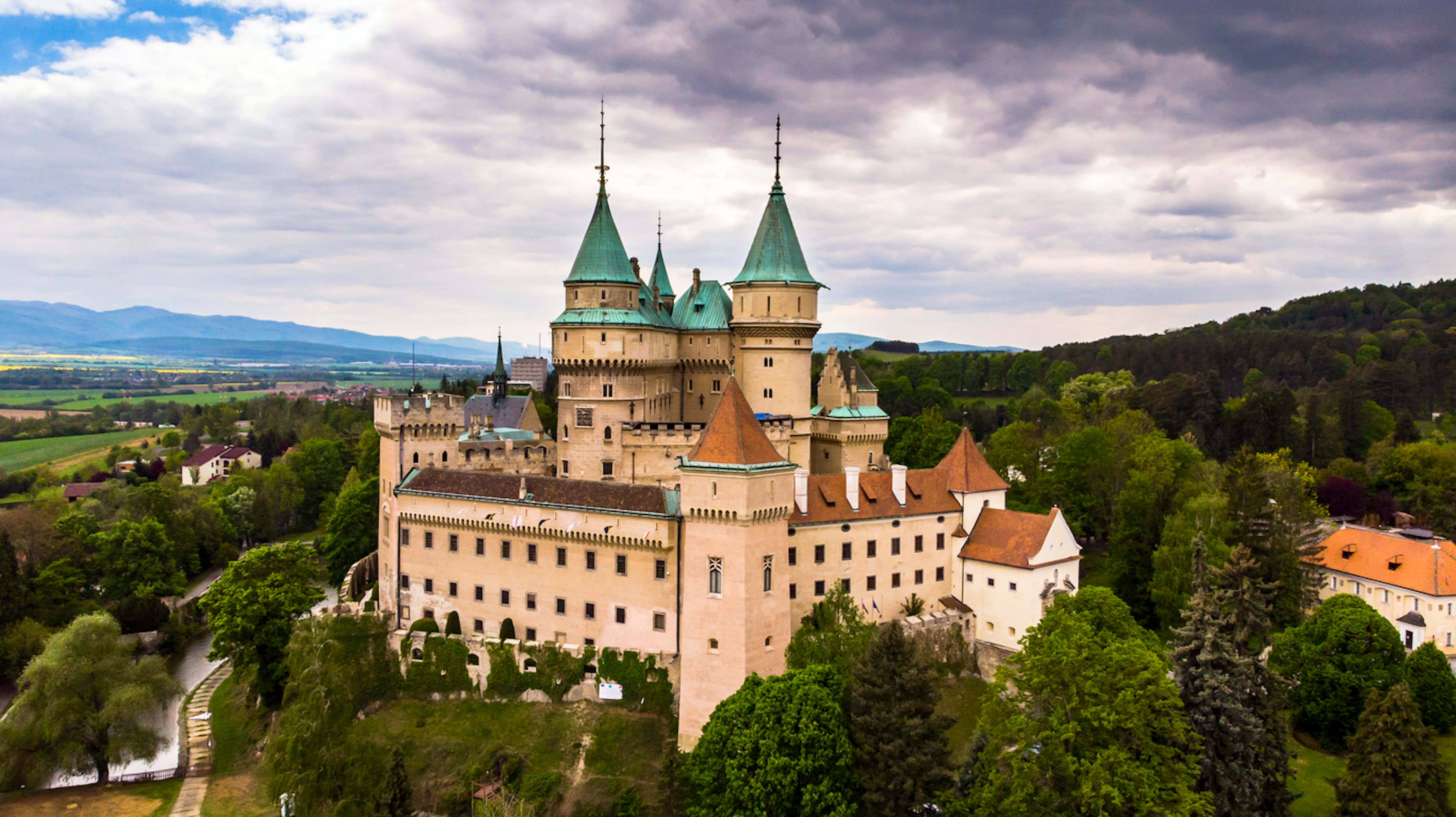 Bojnice Castle, green copper roofs, stone towers, 4K Desktop Wallpaper