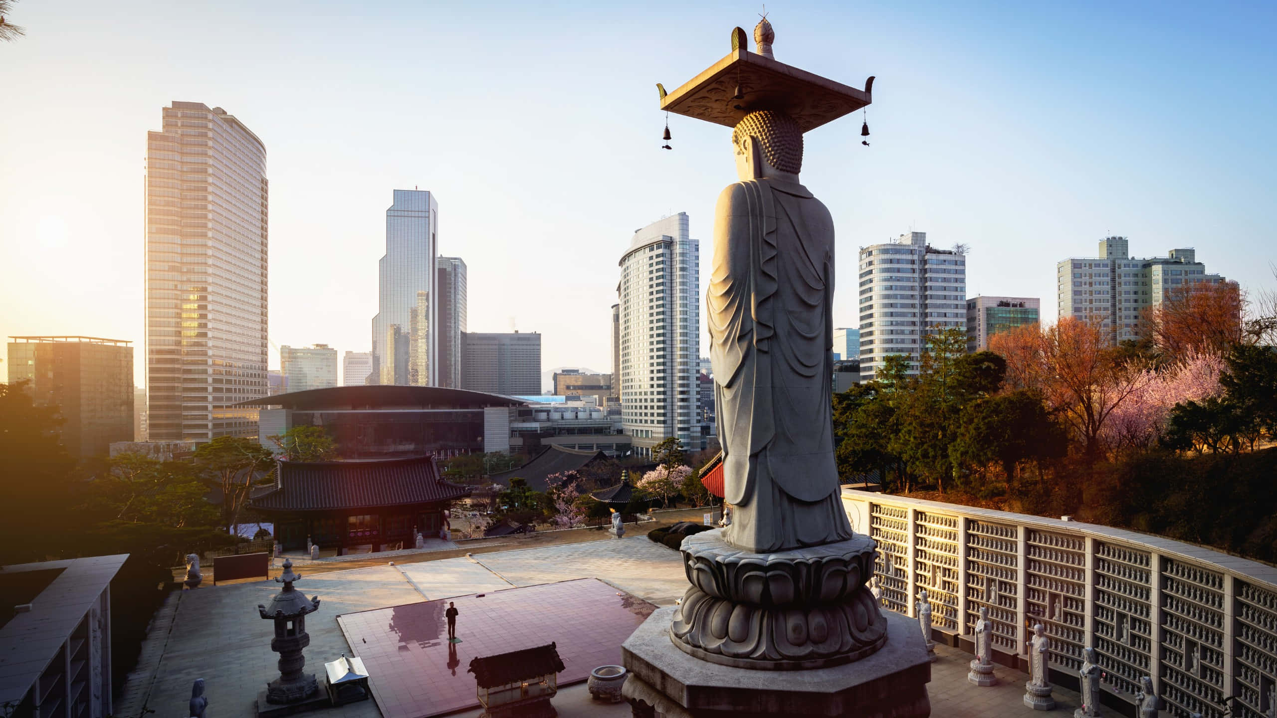 Bongeunsa Temple, Buddha statue, sunset, 2K Desktop Wallpaper