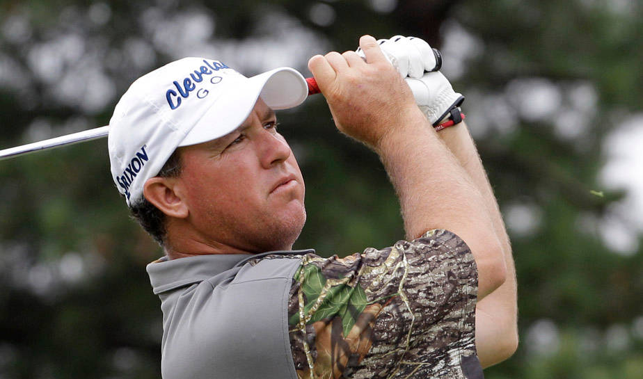 Boo Weekley, golfer, mid-swing, SD Desktop Wallpaper