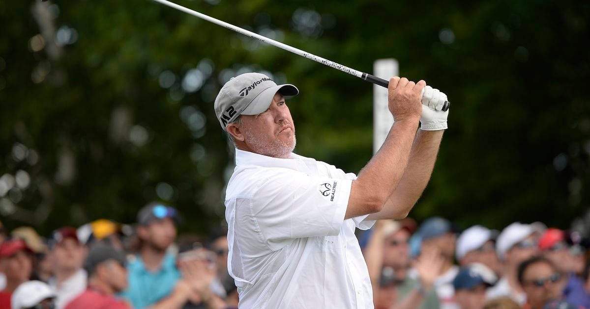 Boo Weekley, white shirt, white cap, SD Desktop Wallpaper
