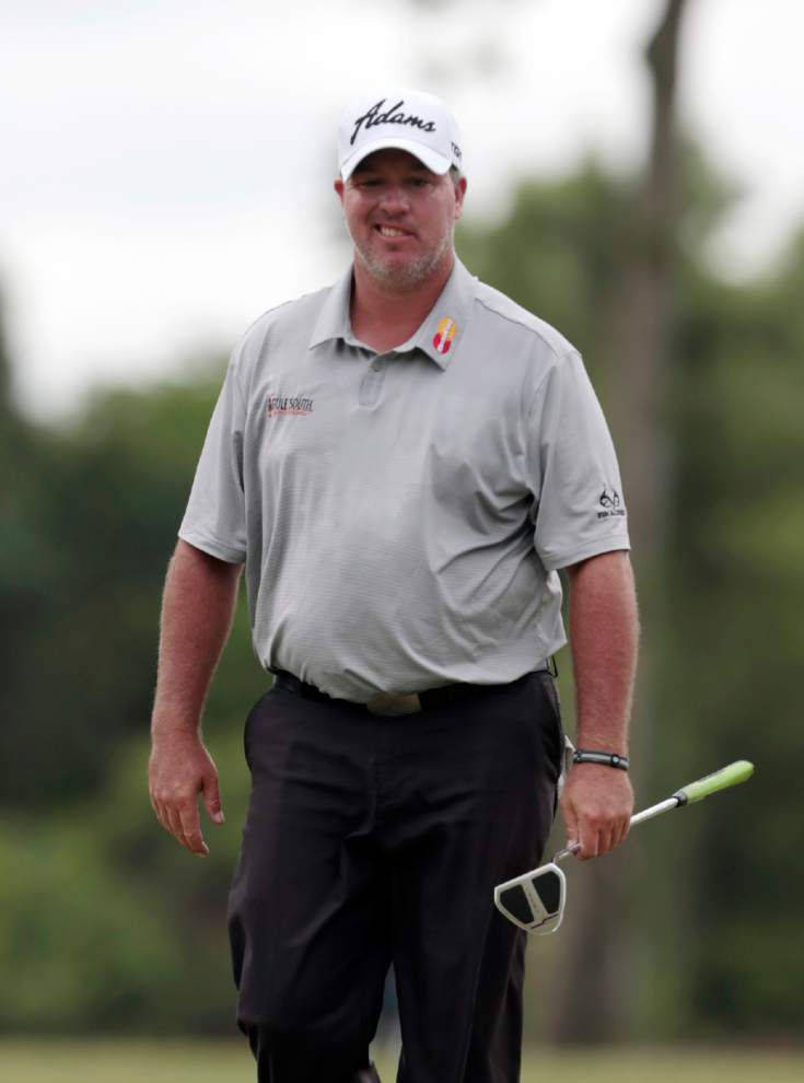 Boo Weekley, white cap, gray polo, SD Phone Wallpaper