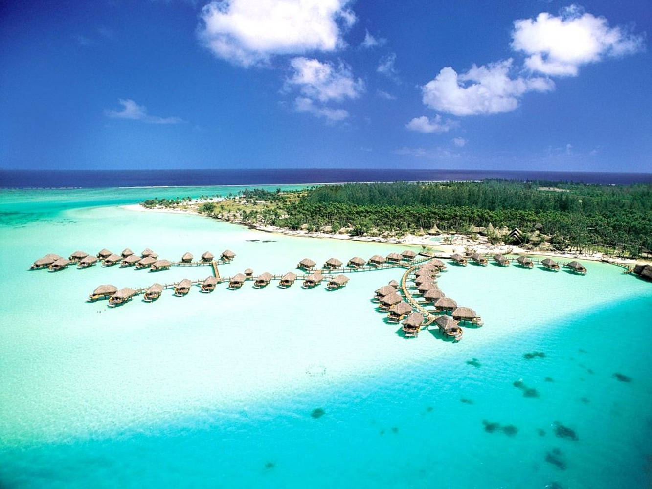 Bora Bora, overwater bungalows, turquoise lagoon, HD Desktop Wallpaper