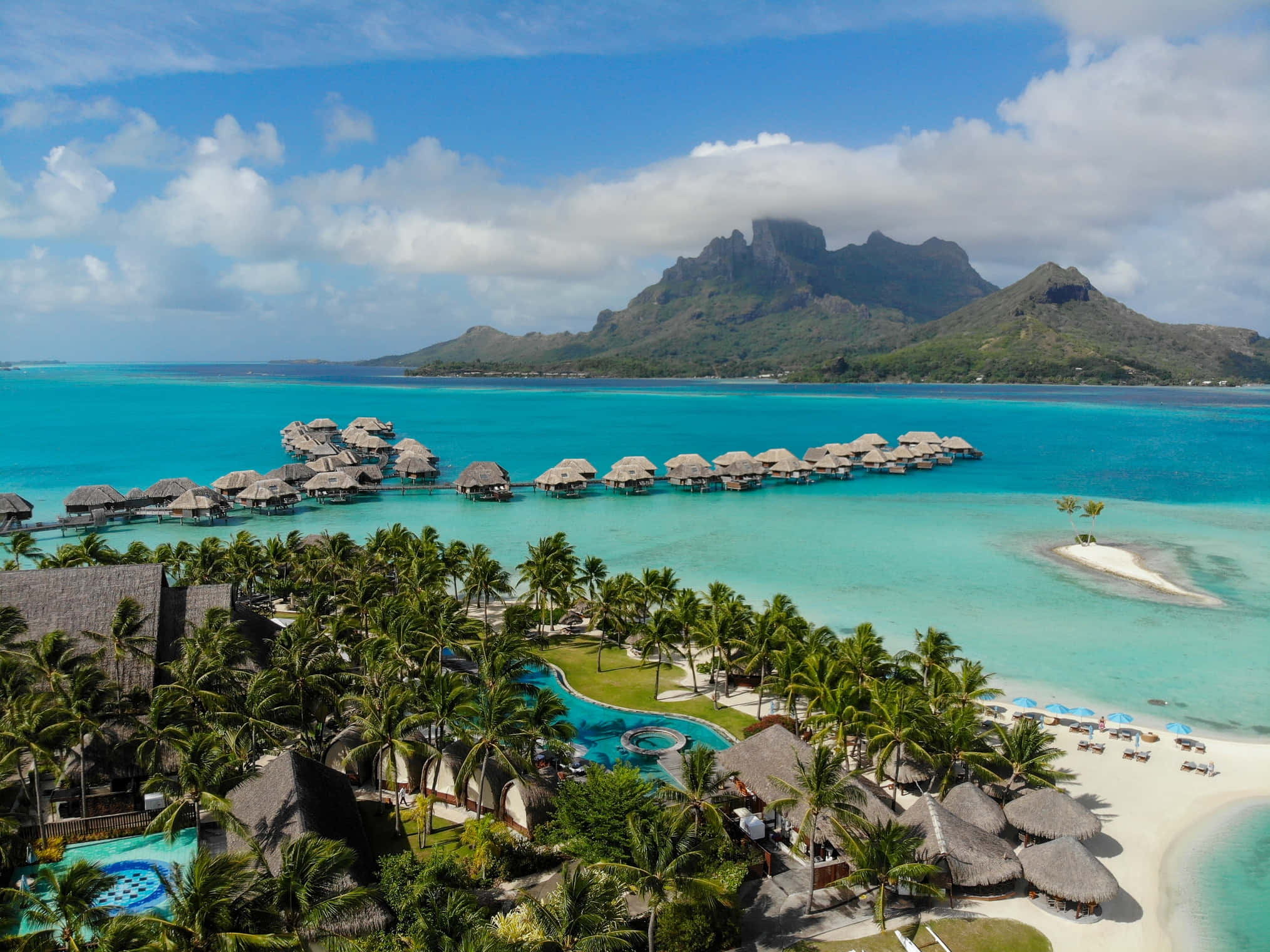 Bora Bora Beach, overwater bungalows, turquoise lagoon, Full HD Desktop Wallpaper