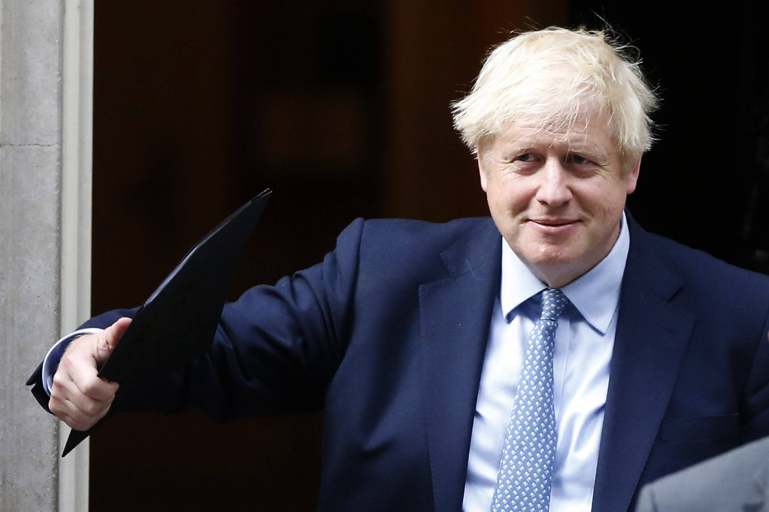Boris Johnson, navy suit, patterned tie, 2K Desktop Wallpaper