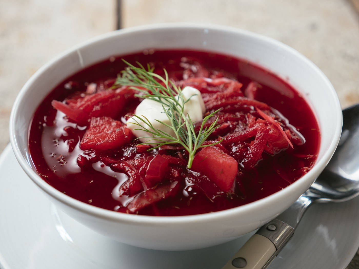 borscht, sour cream, fresh dill, HD Desktop Wallpaper