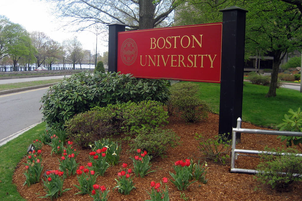 Boston University, red Boston University sign, green bushes, SD Desktop Wallpaper