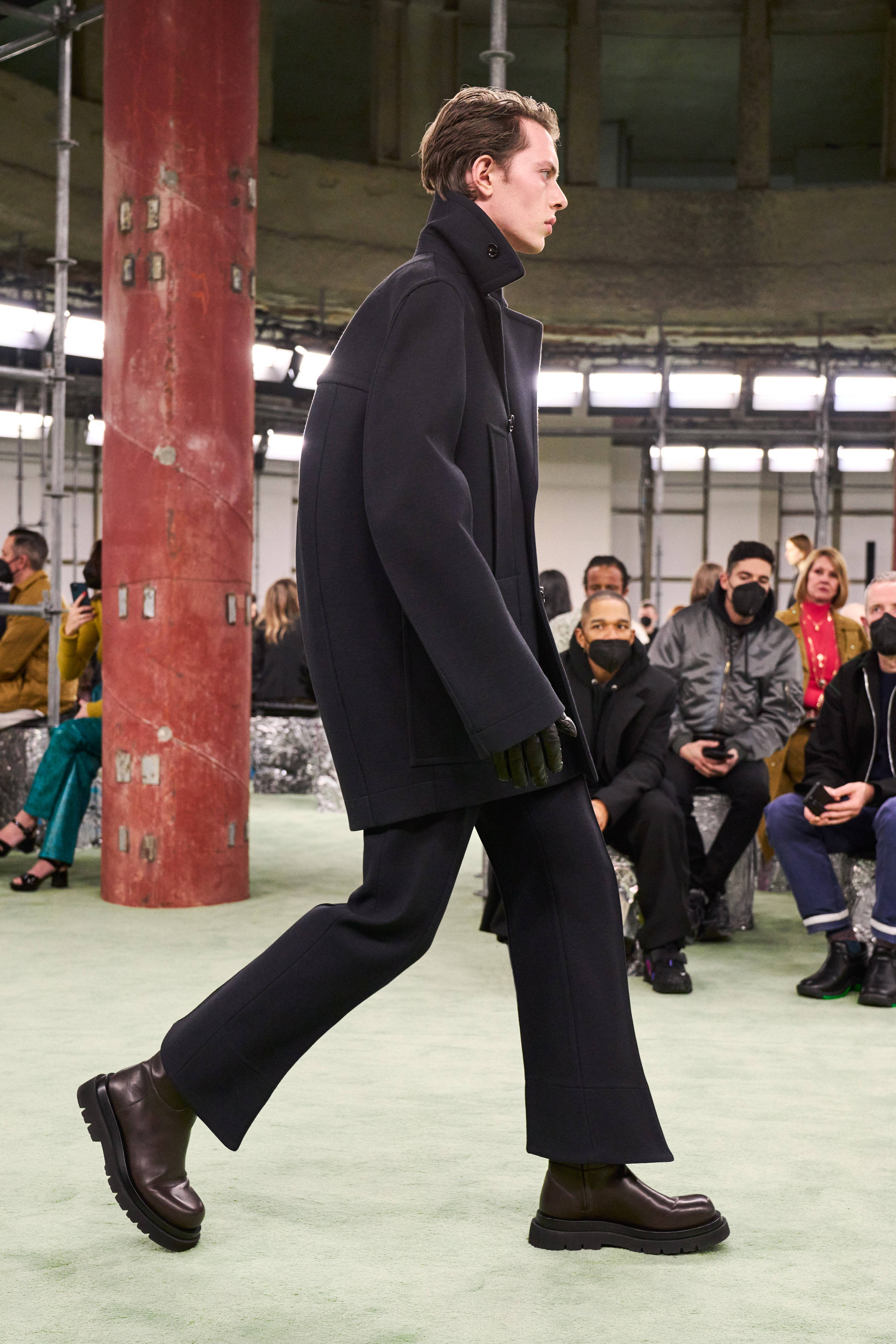 Bottega Veneta, all-black, sleek black coat, 4K Phone Wallpaper