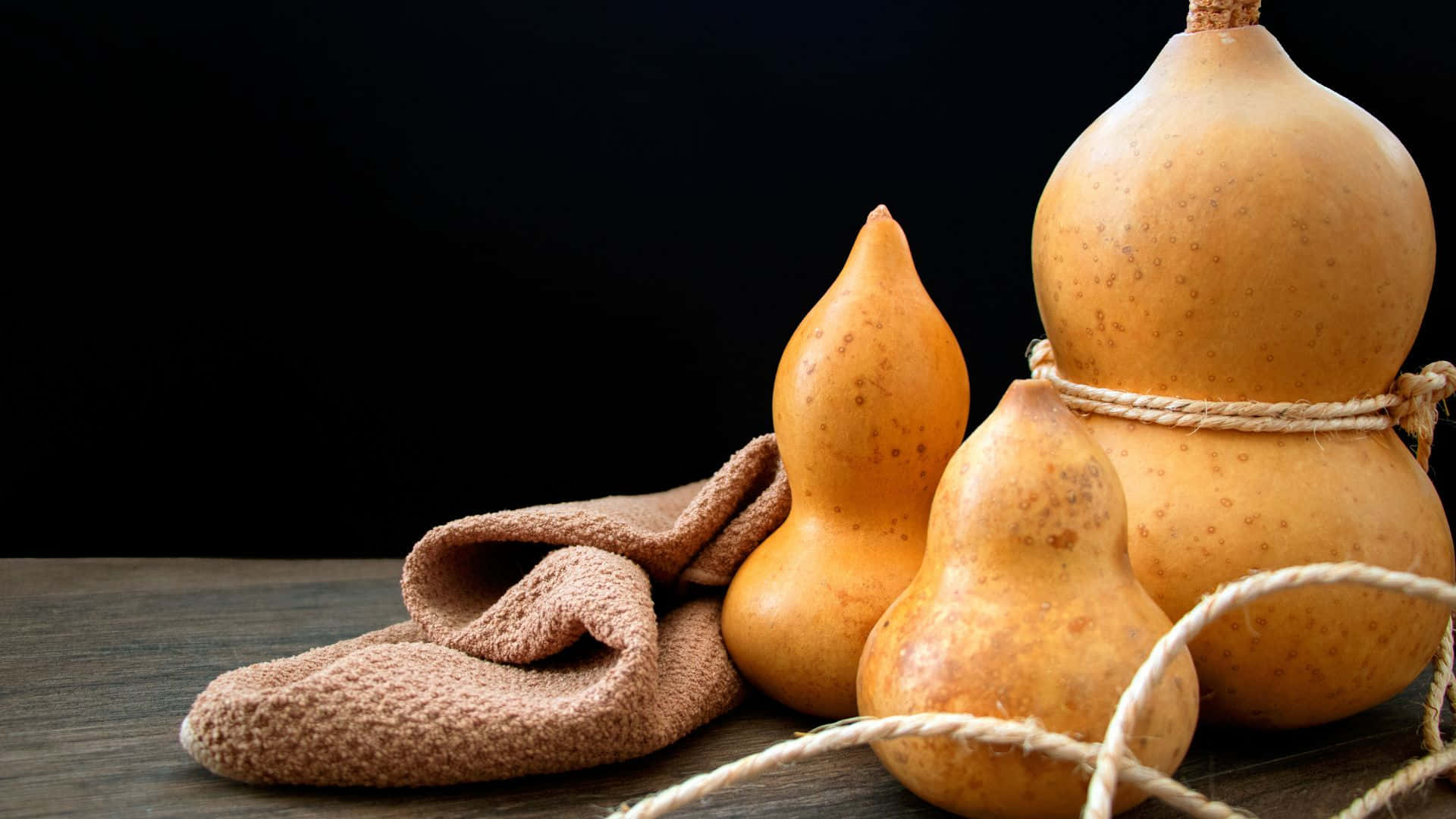 bottle gourd, golden gourds, rope, Full HD Desktop Wallpaper