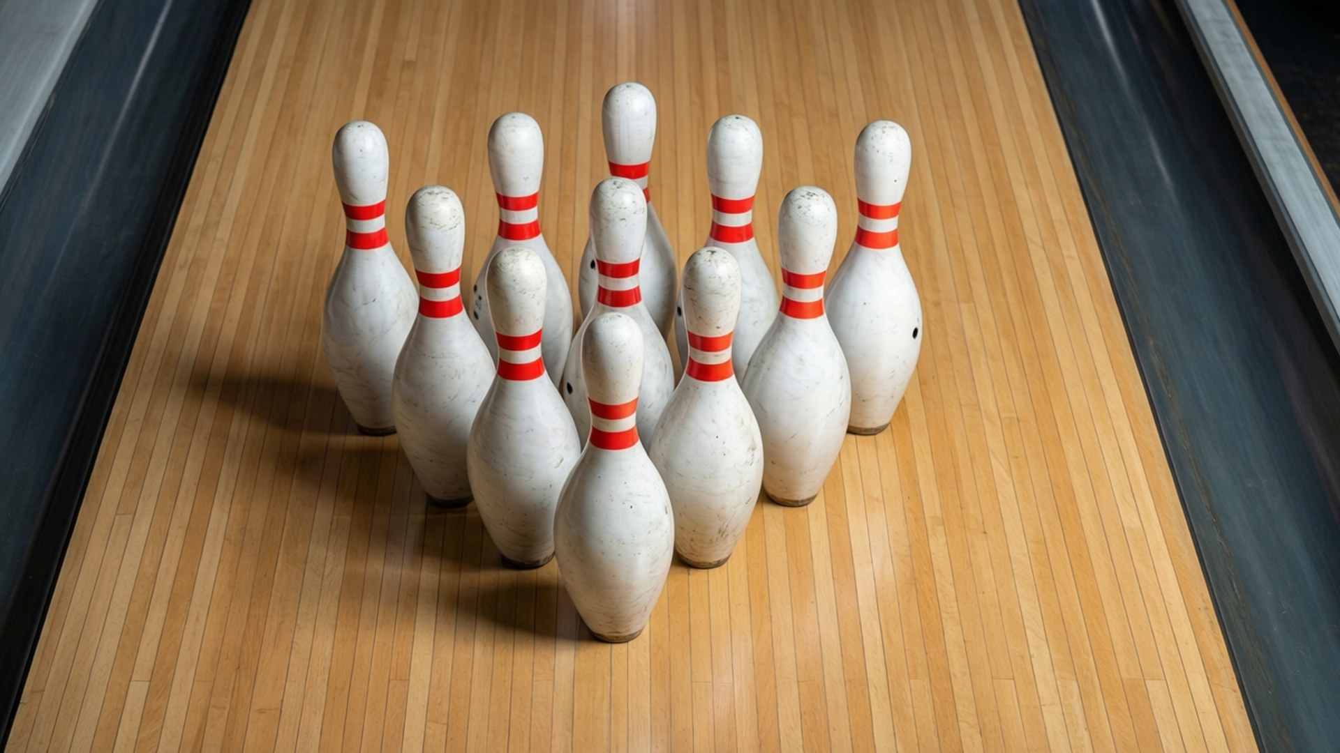 white bowling pins, red stripes, triangular formation, Full HD Desktop Wallpaper