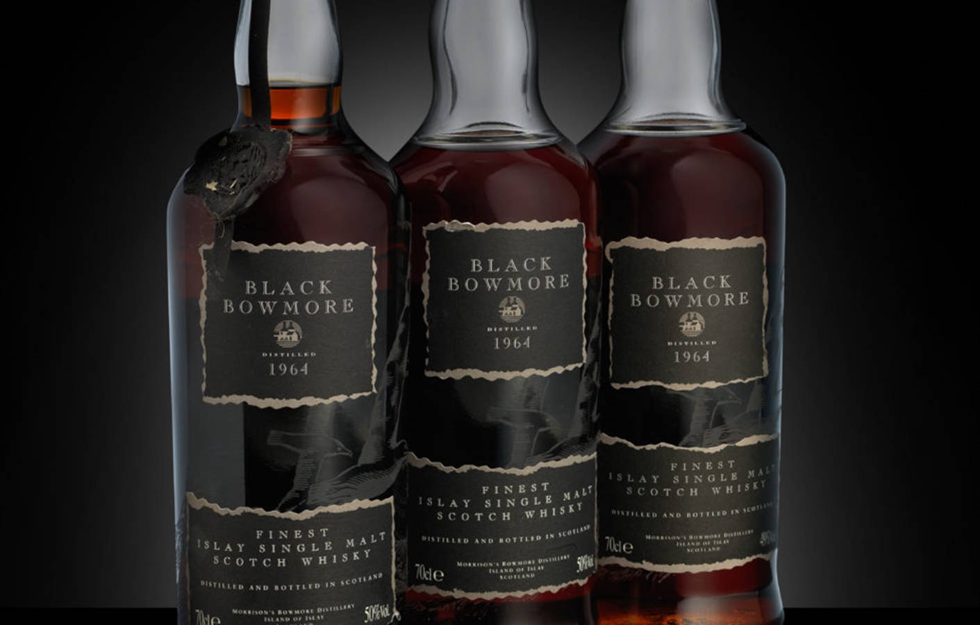 Black Bowmore 1964, dark gradient background, amber liquid, HD Desktop Wallpaper