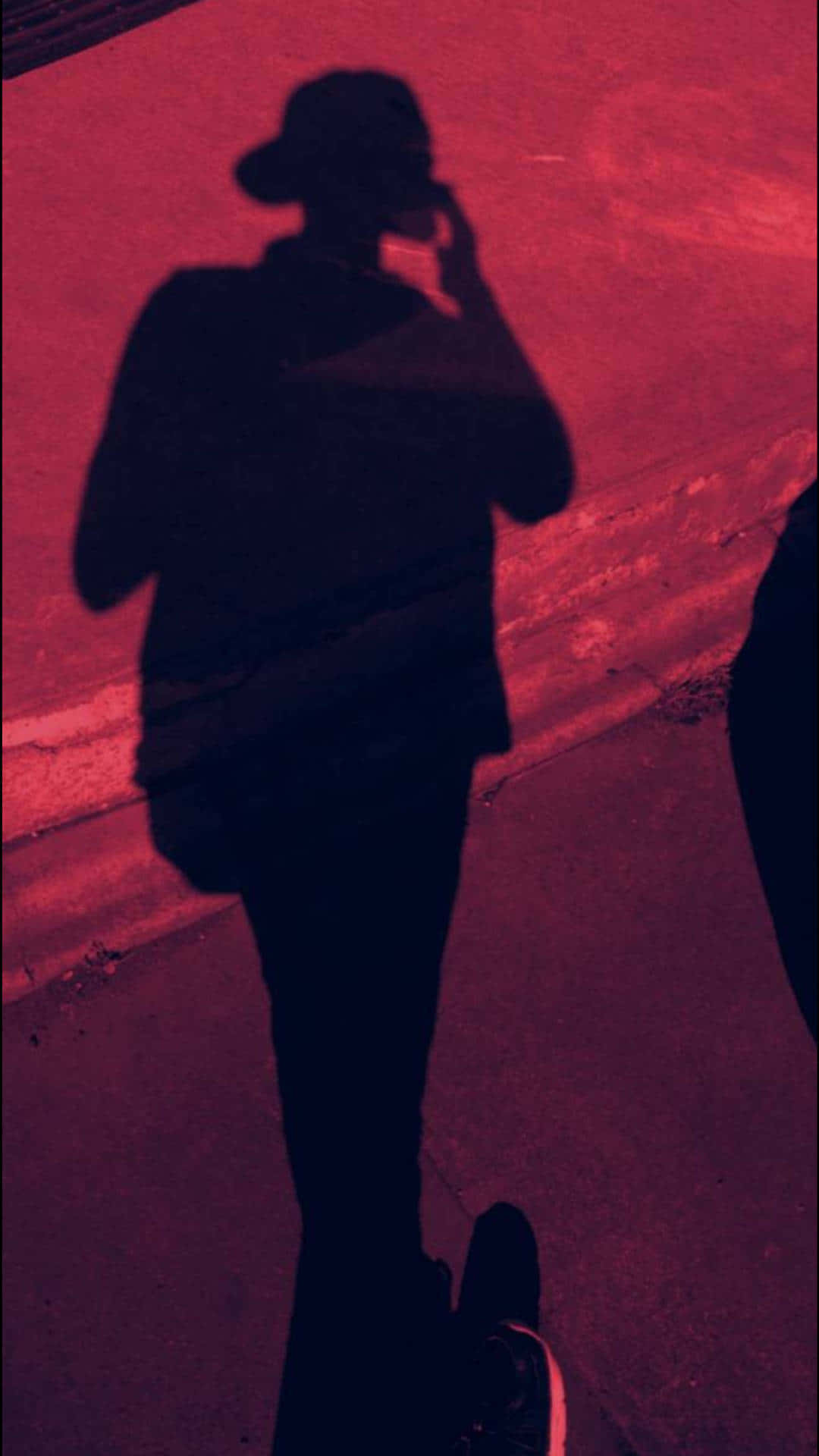 Red Aesthetic Shadow PFP, stark silhouette, person wearing a hat, Full HD Phone Wallpaper