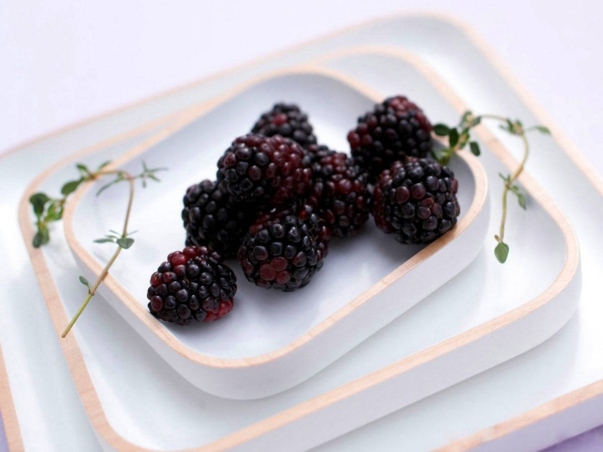 Boysenberry, dark purple, blackberries, SD Desktop Wallpaper