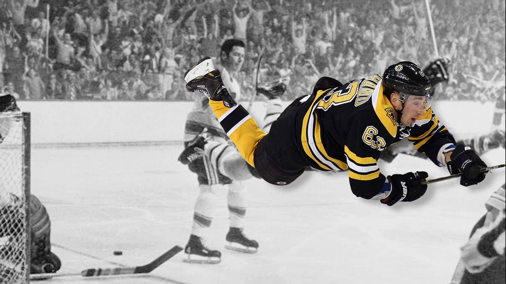 Brad Marchand, black and yellow jersey, ice rink, HD Desktop Wallpaper