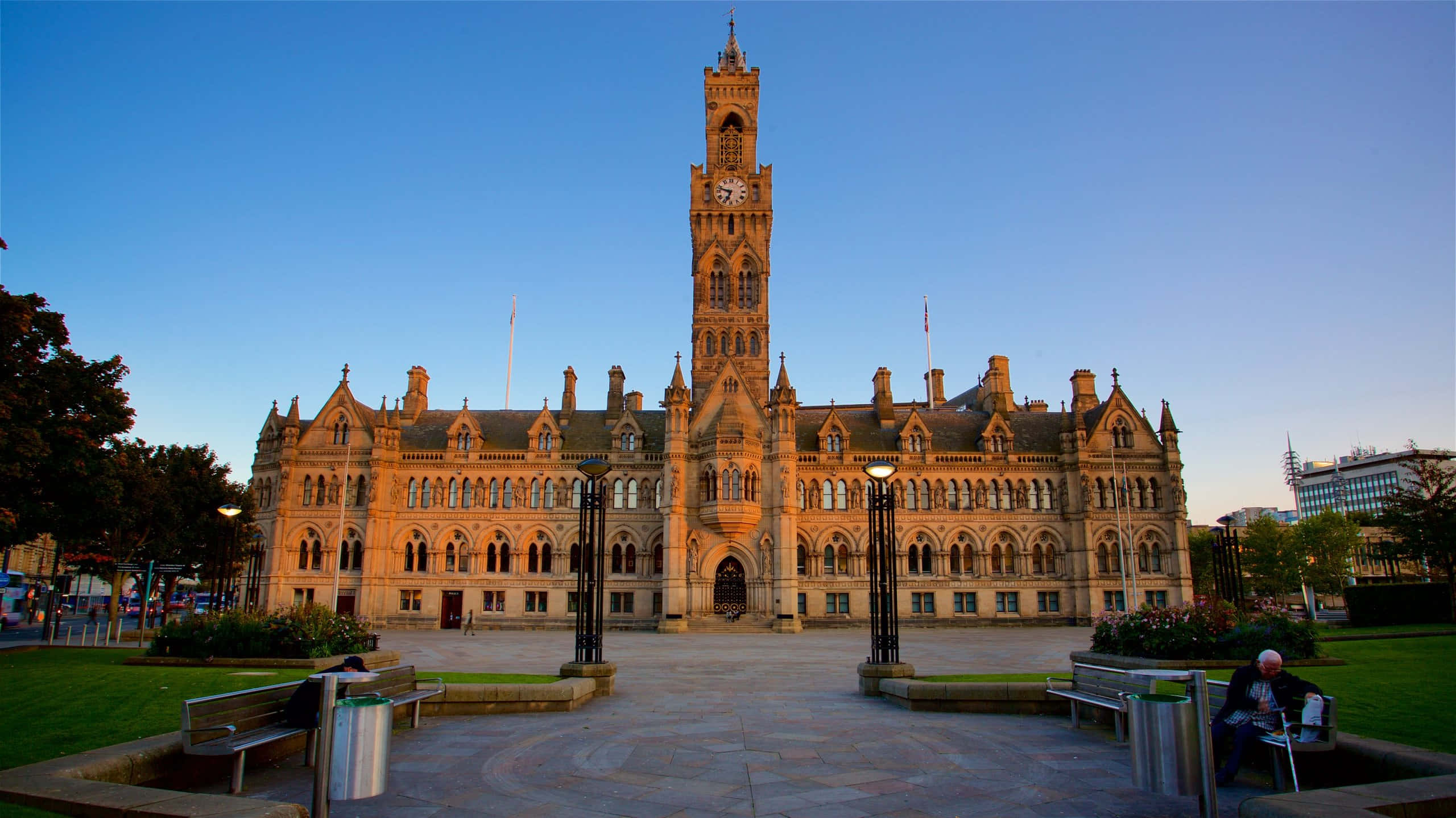 Bradford, United Kingdom, historic clock tower building, 2K Desktop Wallpaper