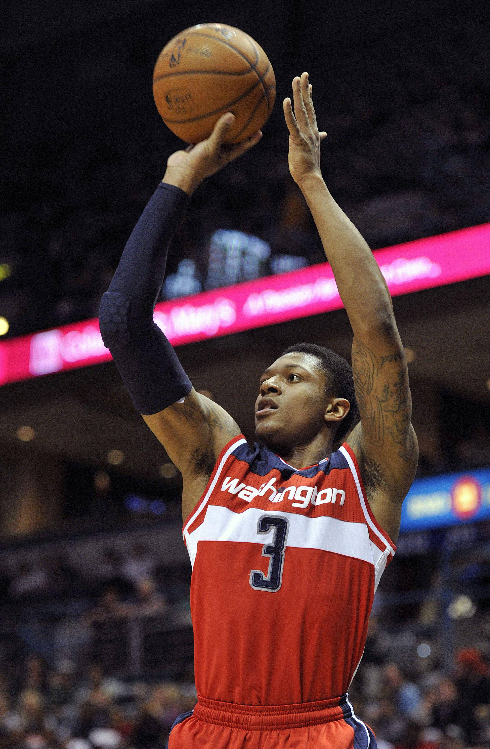 Bradley Beal, red Washington jersey, jump shot, 2K Phone Wallpaper