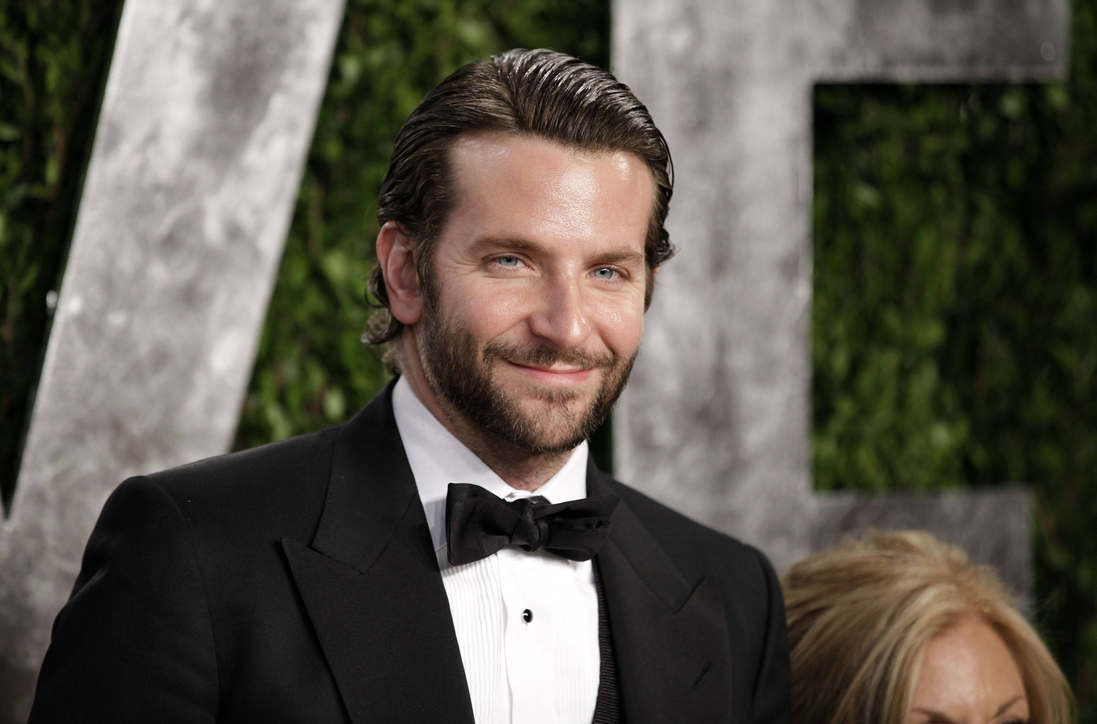Bradley Cooper, black tuxedo, bow tie, 4K Desktop Wallpaper