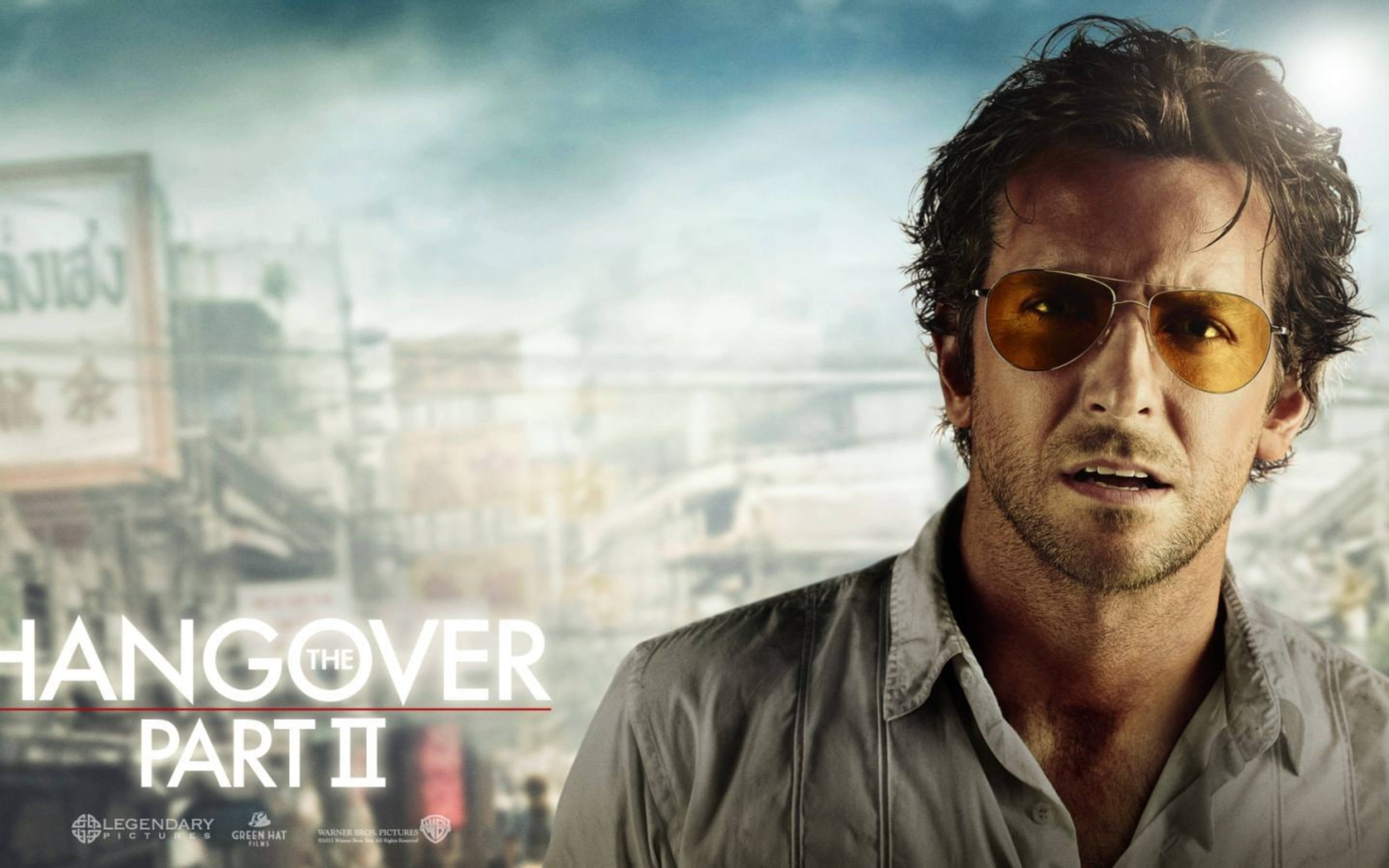 Bradley Cooper, orange hangover glasses, amber-tinted sunglasses, 2K Desktop Wallpaper