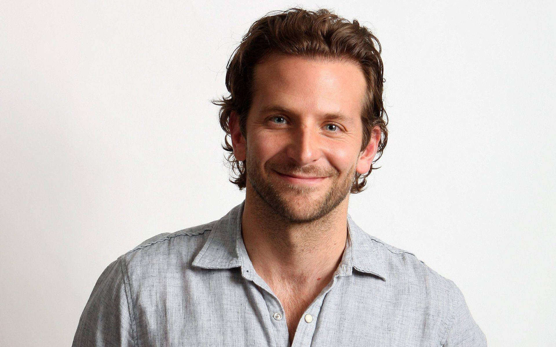 Bradley Cooper, wavy brown hair, light beard, Full HD Desktop Wallpaper